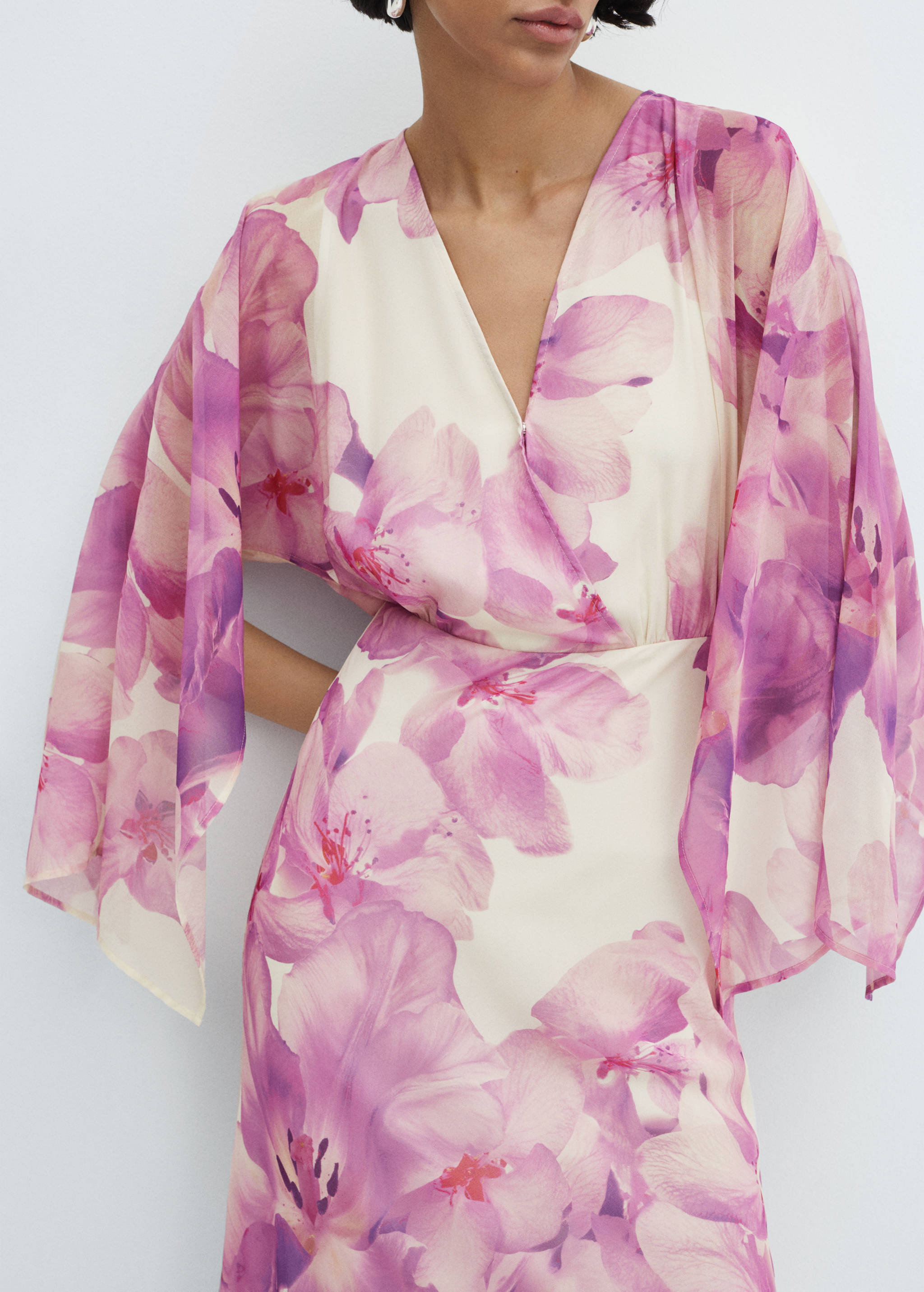 Floral wrap neckline dress - Details of the article 6