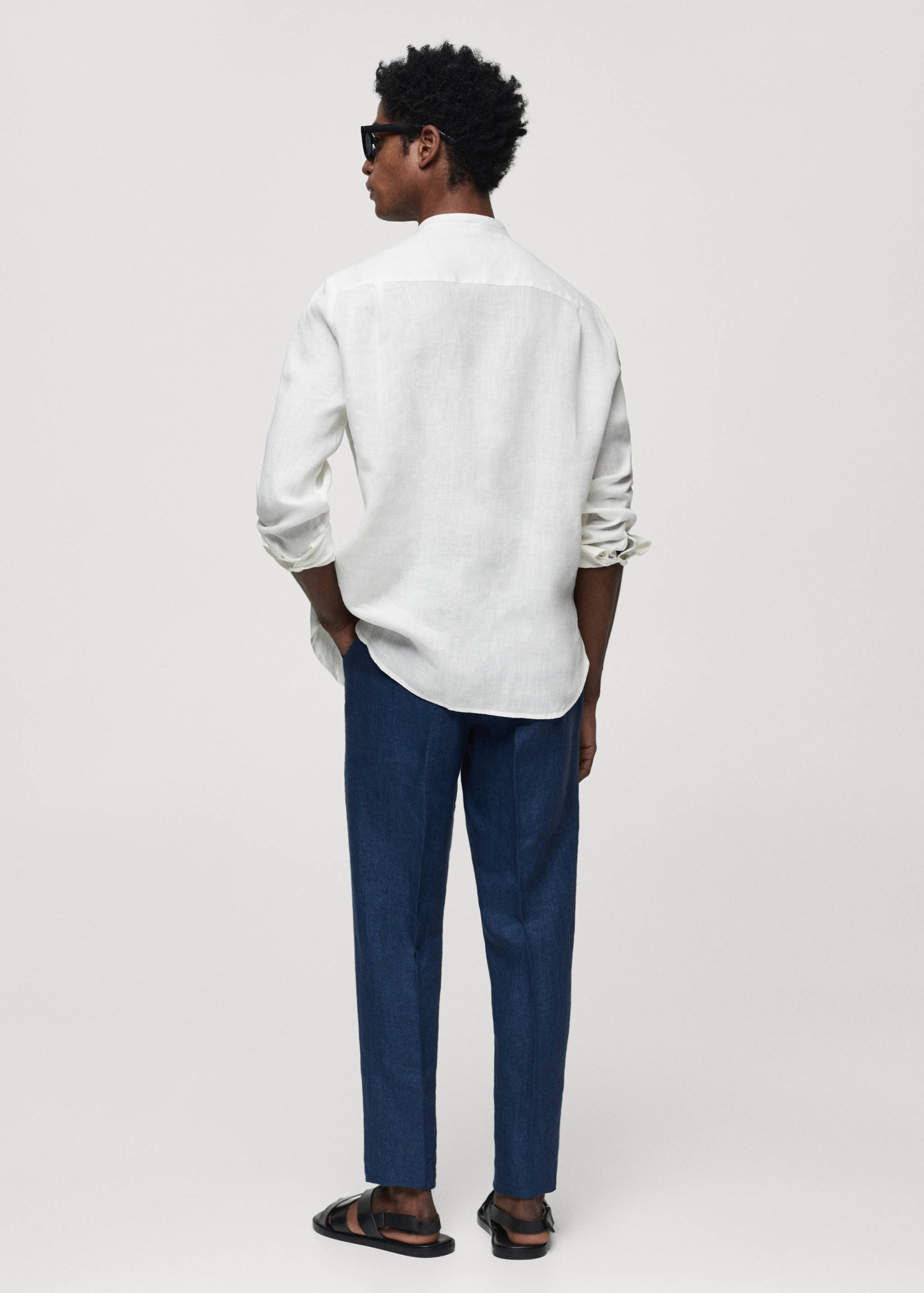 100% linen Mao collar shirt - Reverse of the article
