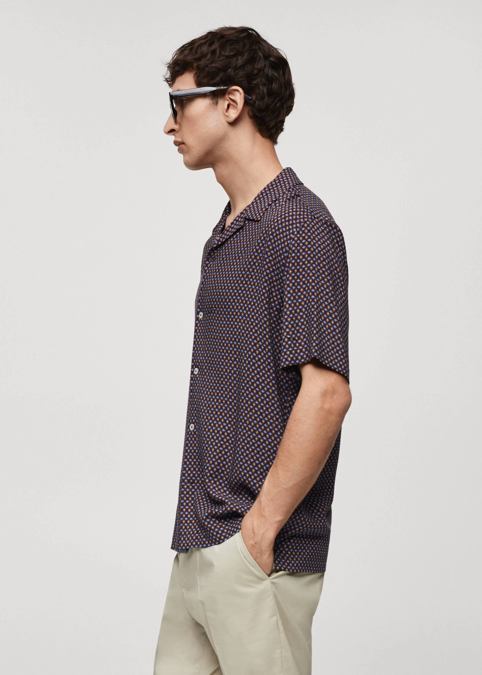 Camisa manga corta regular fit estampado - Detalle del artículo 2