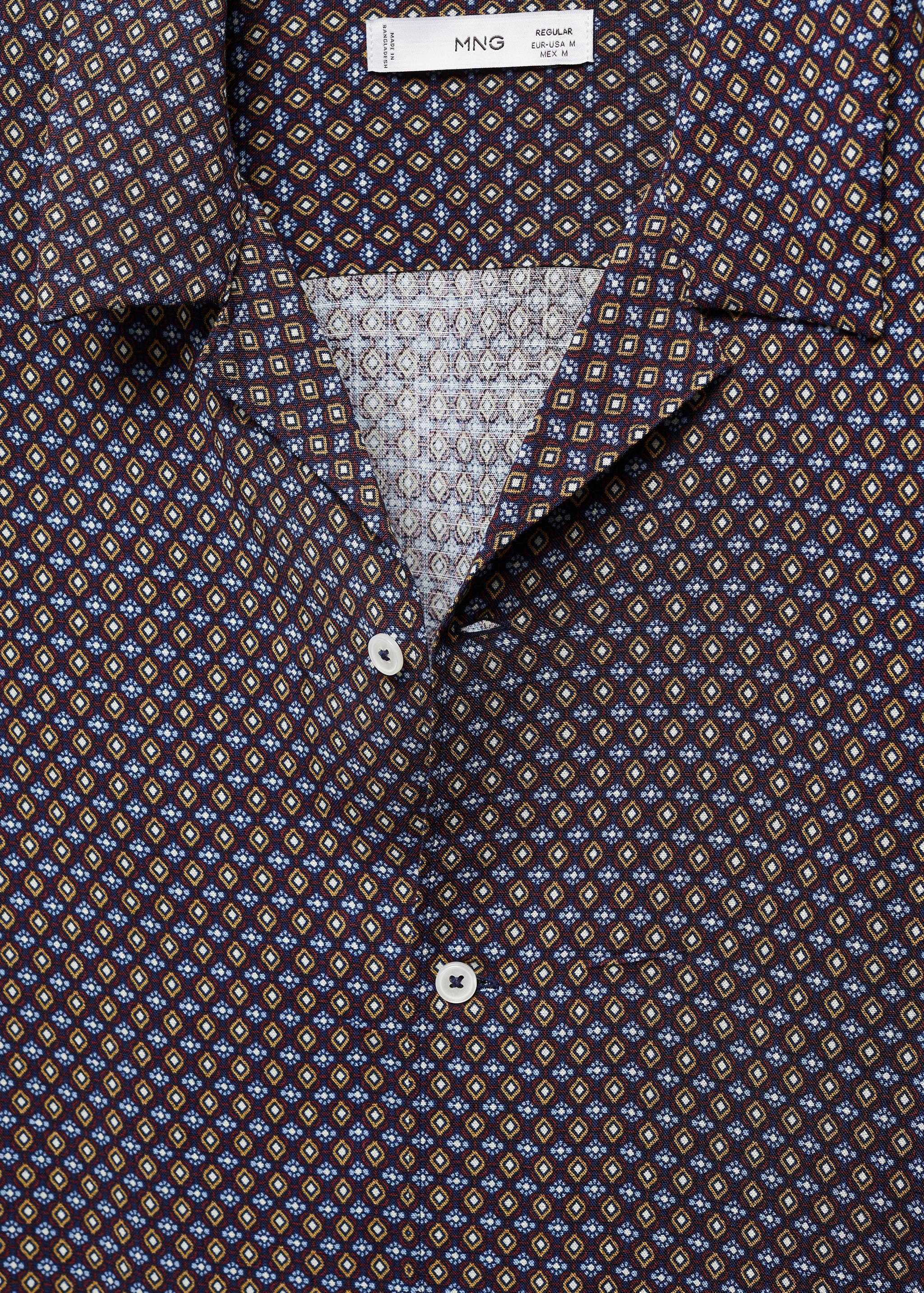 Camisa manga corta regular fit estampado - Detalle del artículo 8