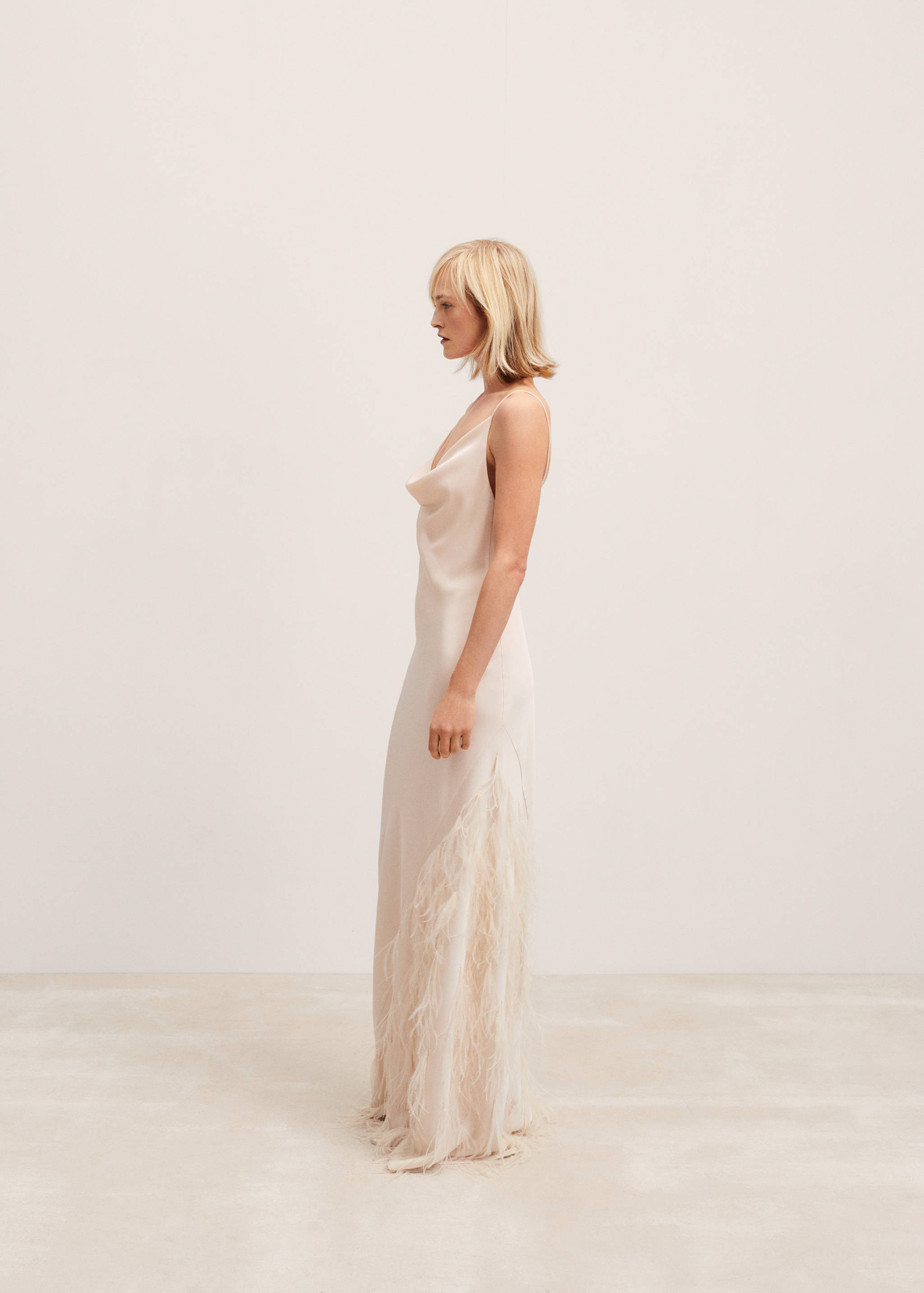 Slip dress with feather detail - Details of the article 2