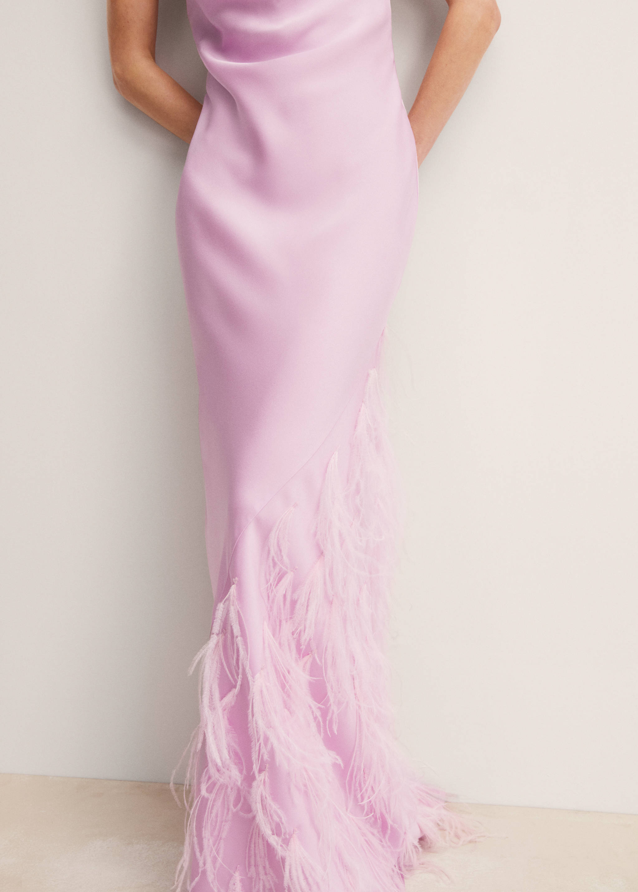Slip dress with feather detail - Details of the article 6
