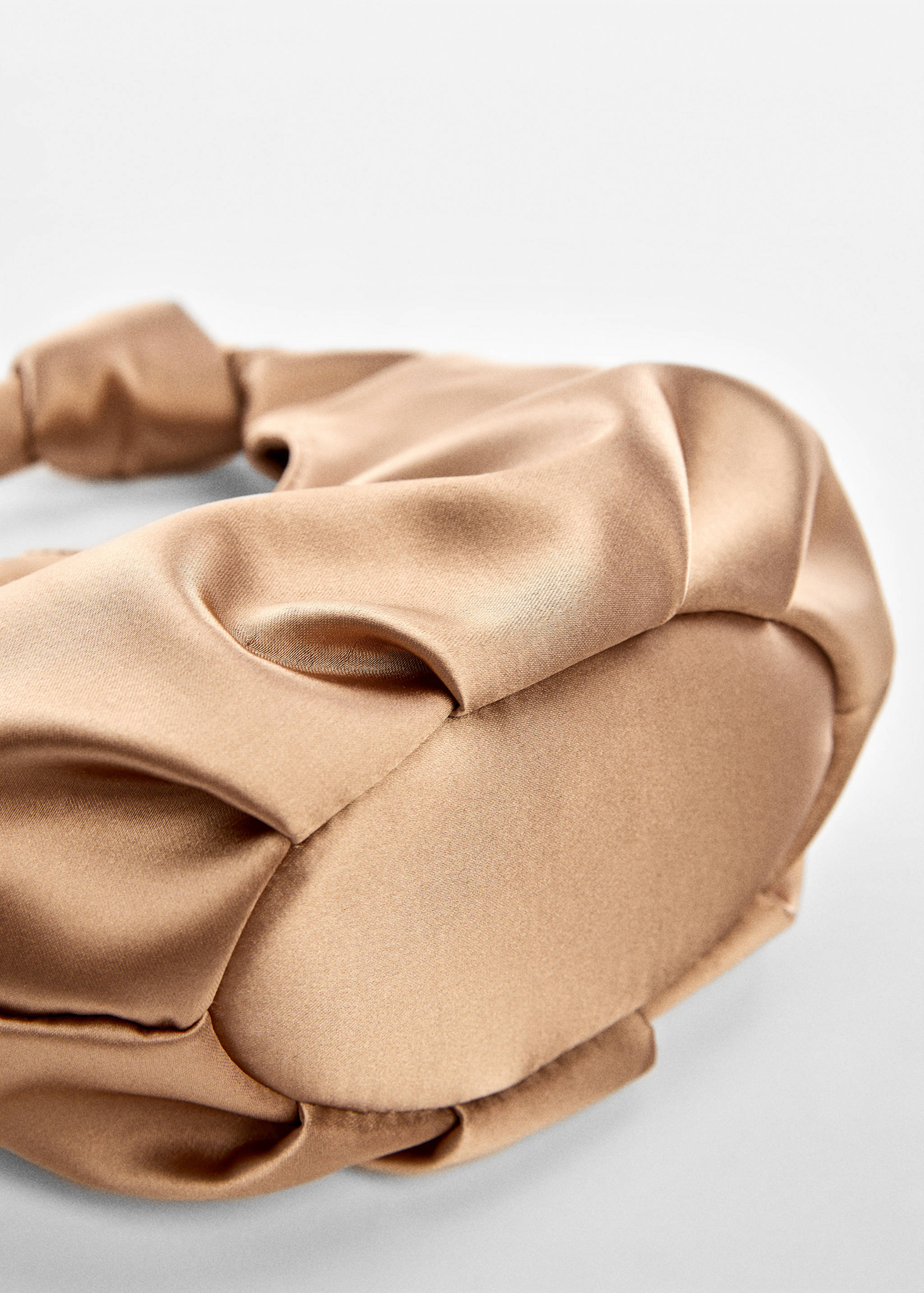 Атласная сумка для ношения в руке - Деталь изделия 2