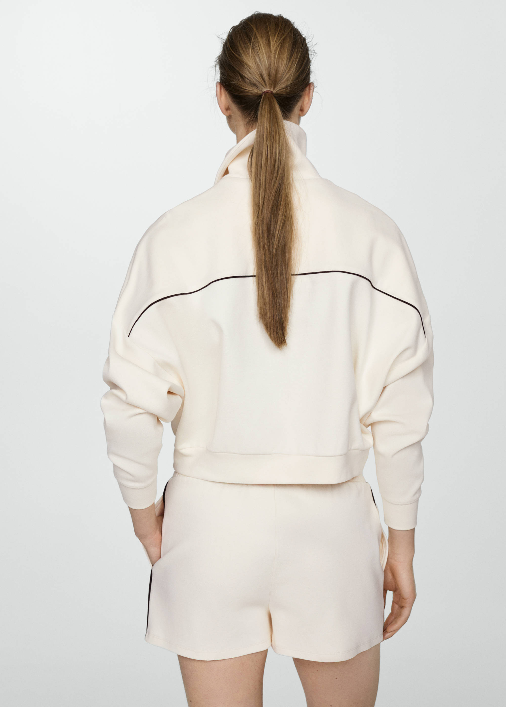 Shorts punto logo - Reverso del artículo