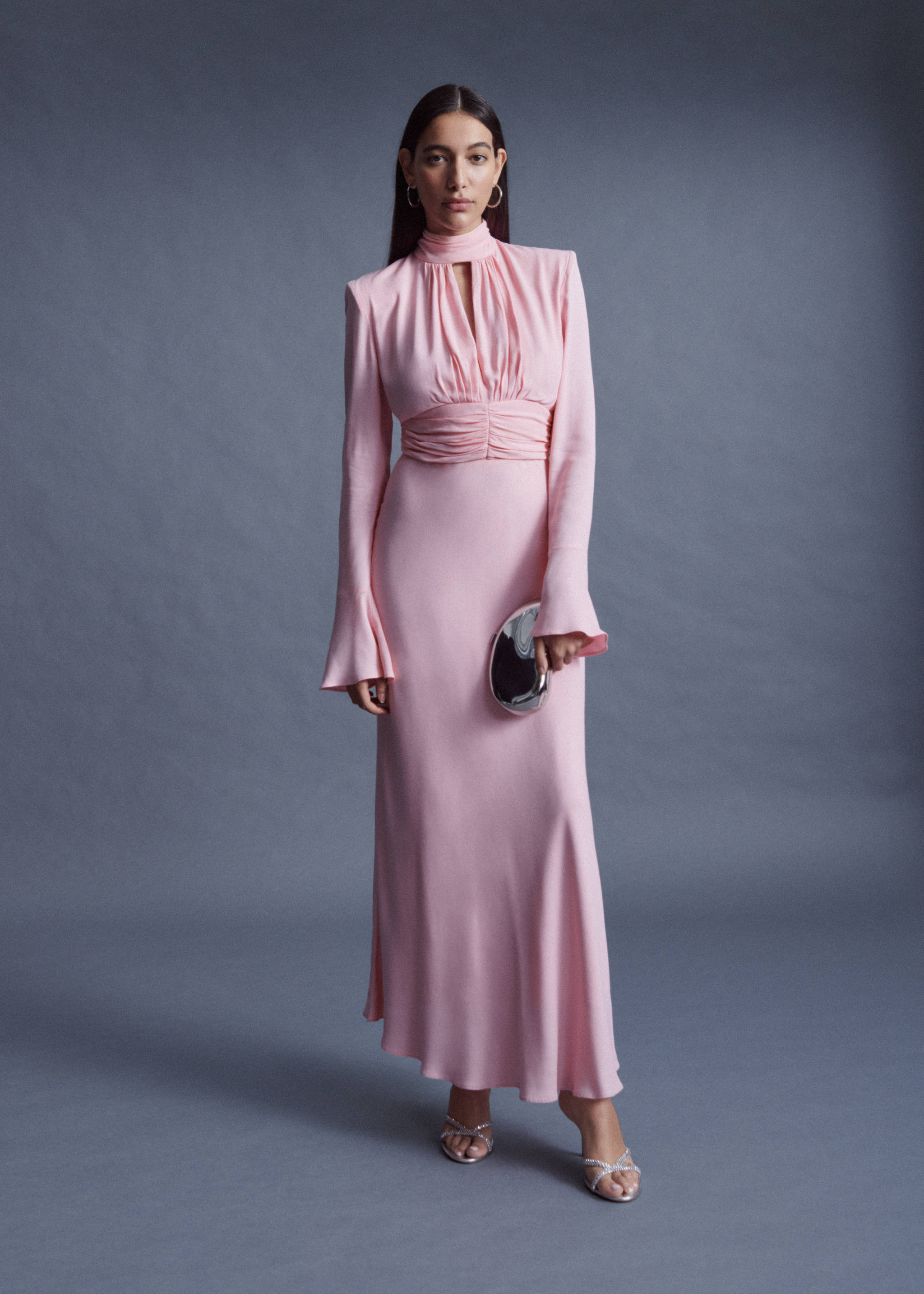 Vestit detalls frunzits obertura - Detall de l'article 7