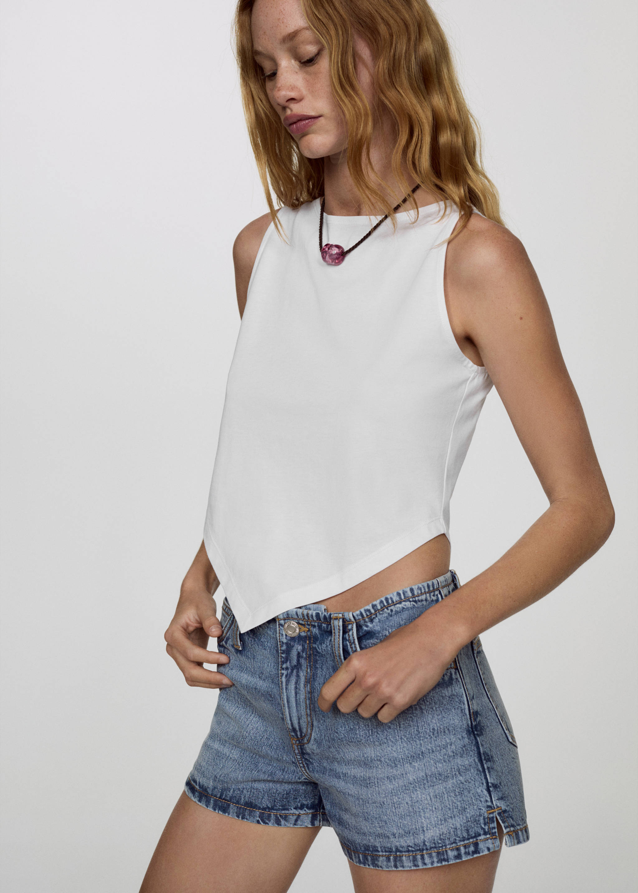 Low-rise denim shorts - Medium plane