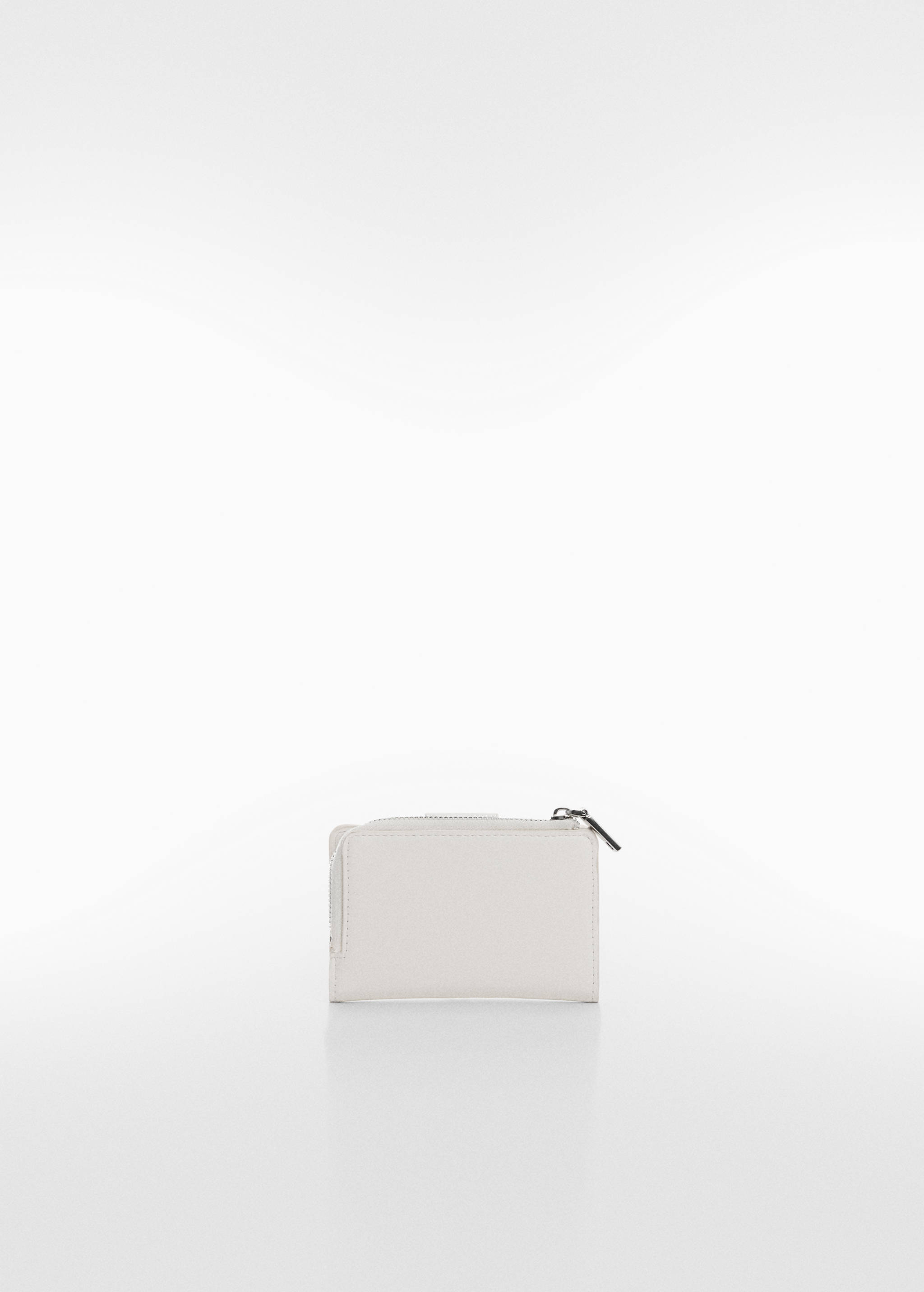 Wallet with flap and logo - Details of the article 1