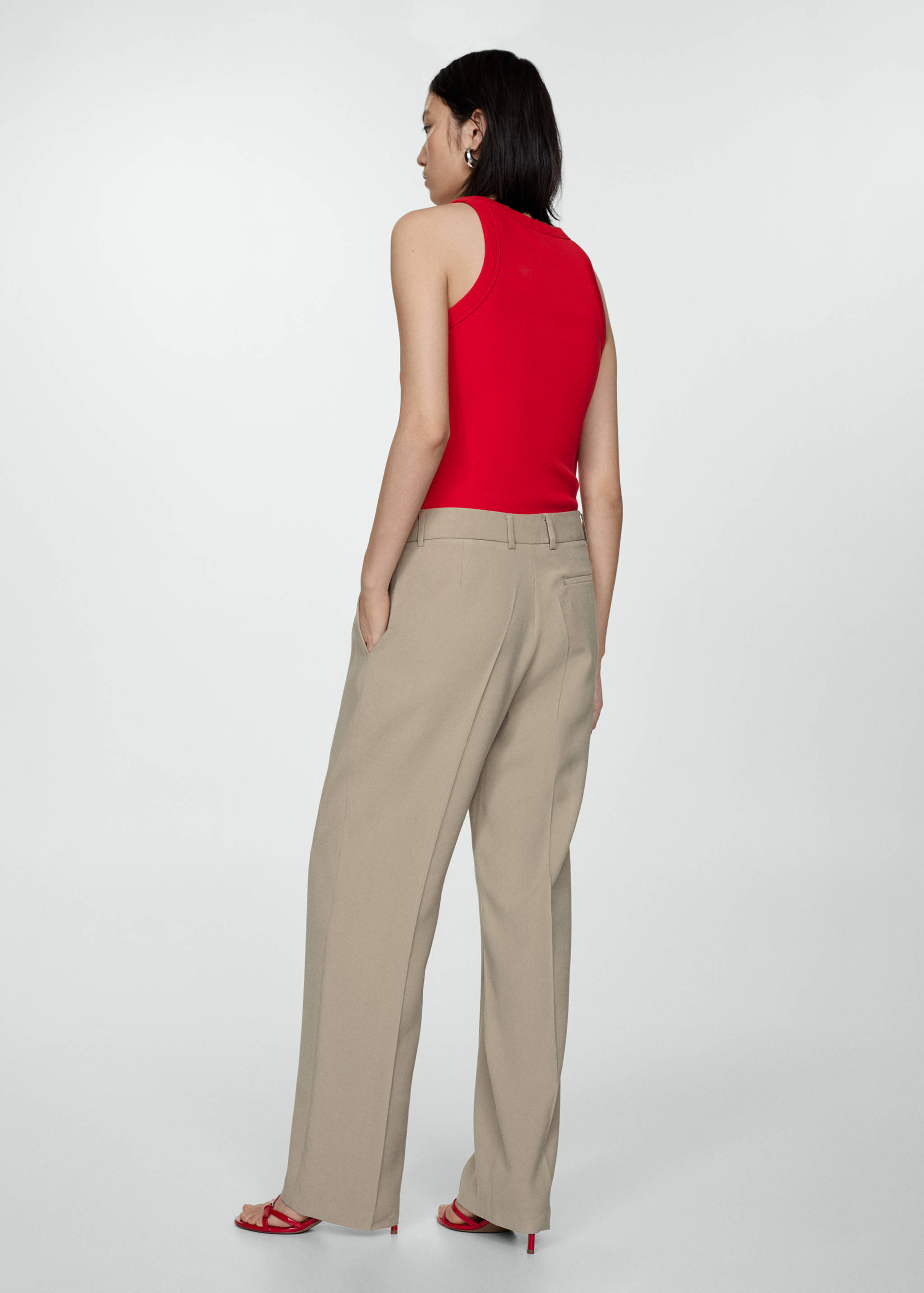 Straight-fit pleated trousers - Reverse of the article