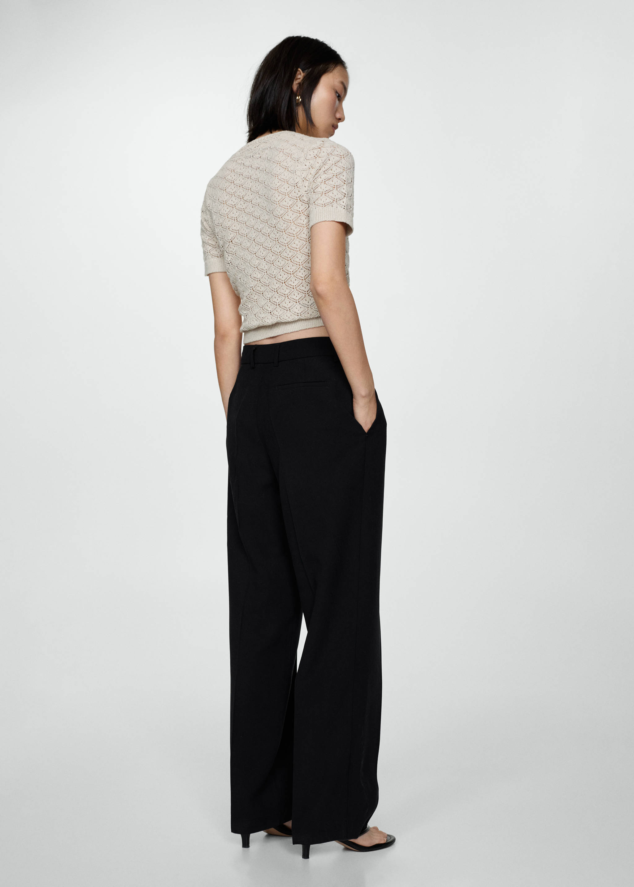 Straight-fit pleated trousers - Reverse of the article