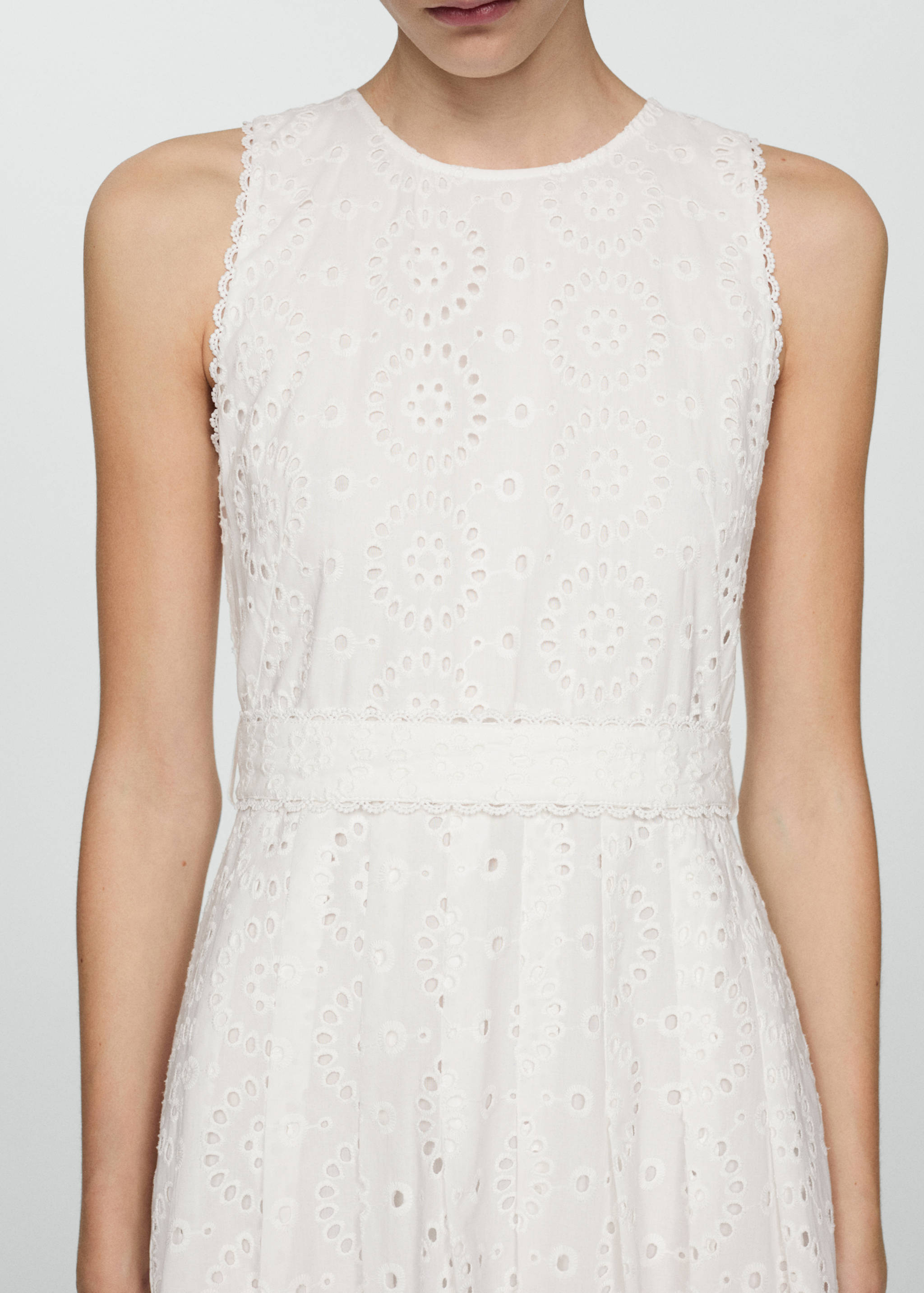 Embroidered belt dress - Details of the article 6