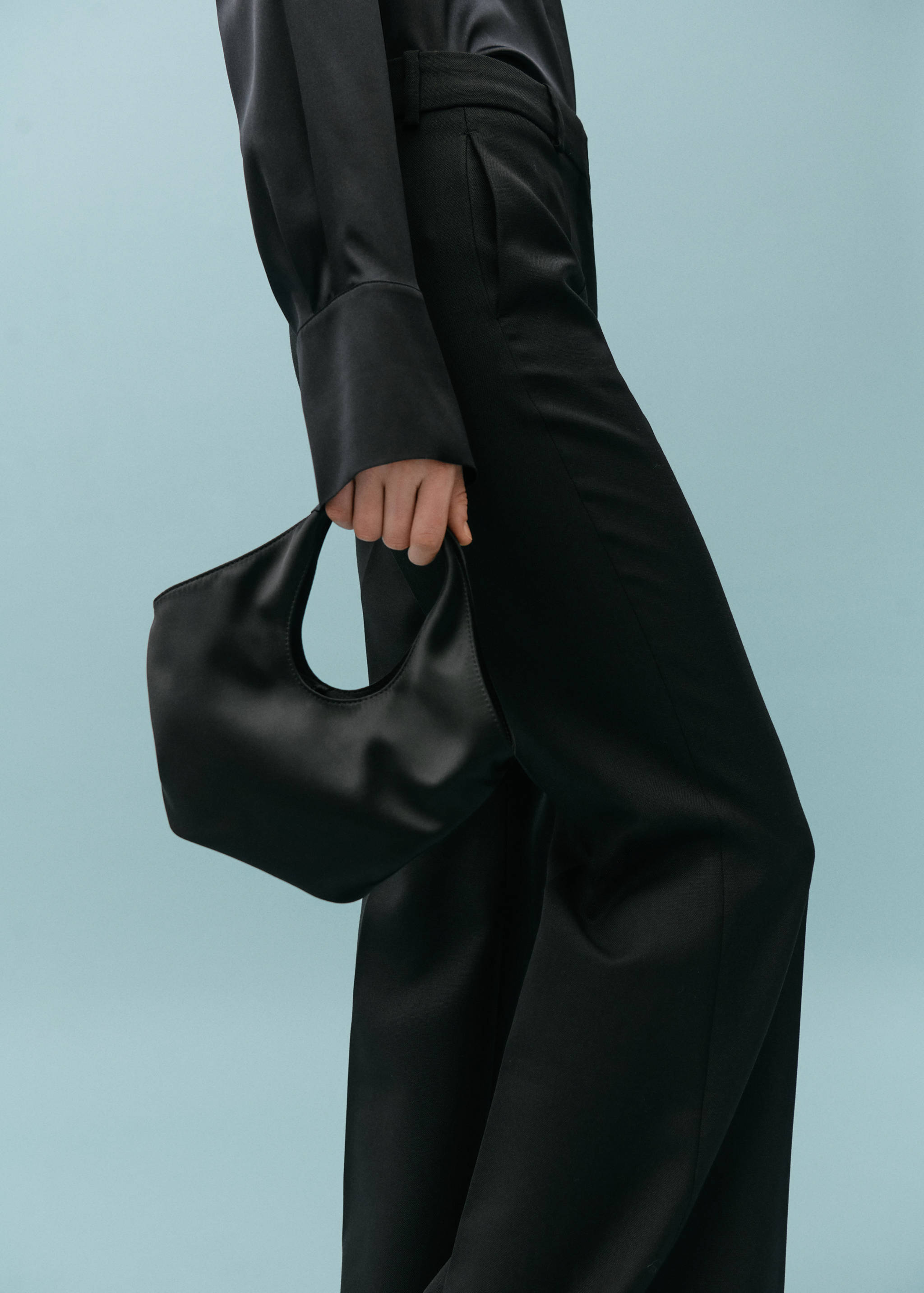 Satin handbag - General plane