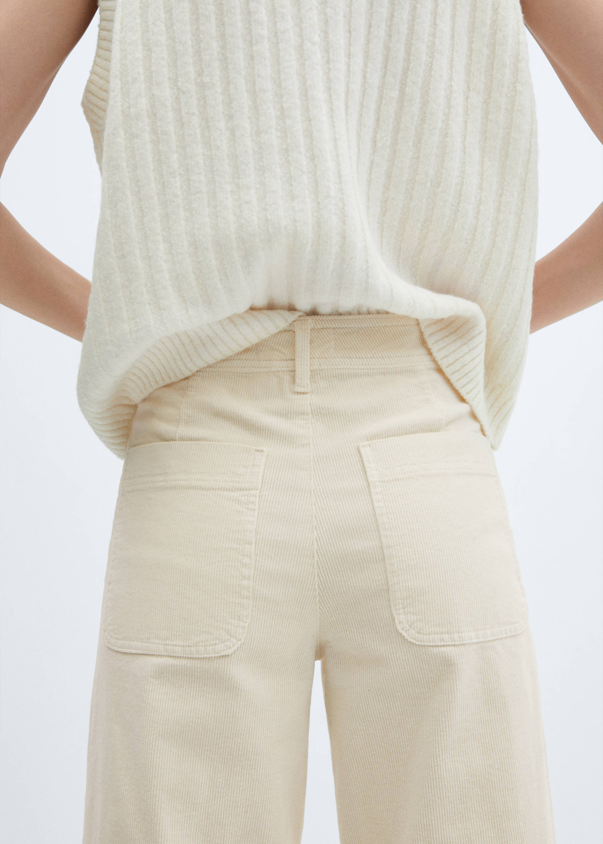 Corduroy culotte trousers - Details of the article 6