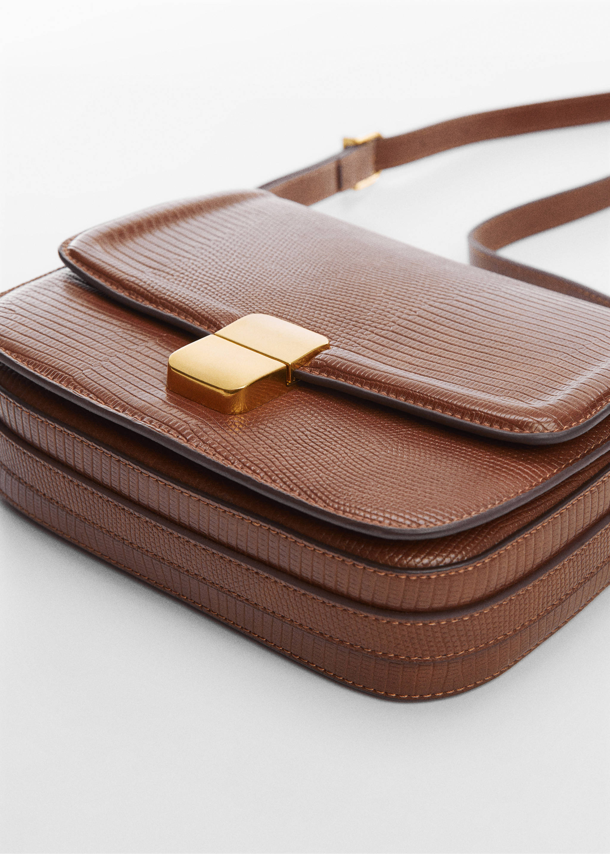 Animal print effect flap bag - Details of the article 1