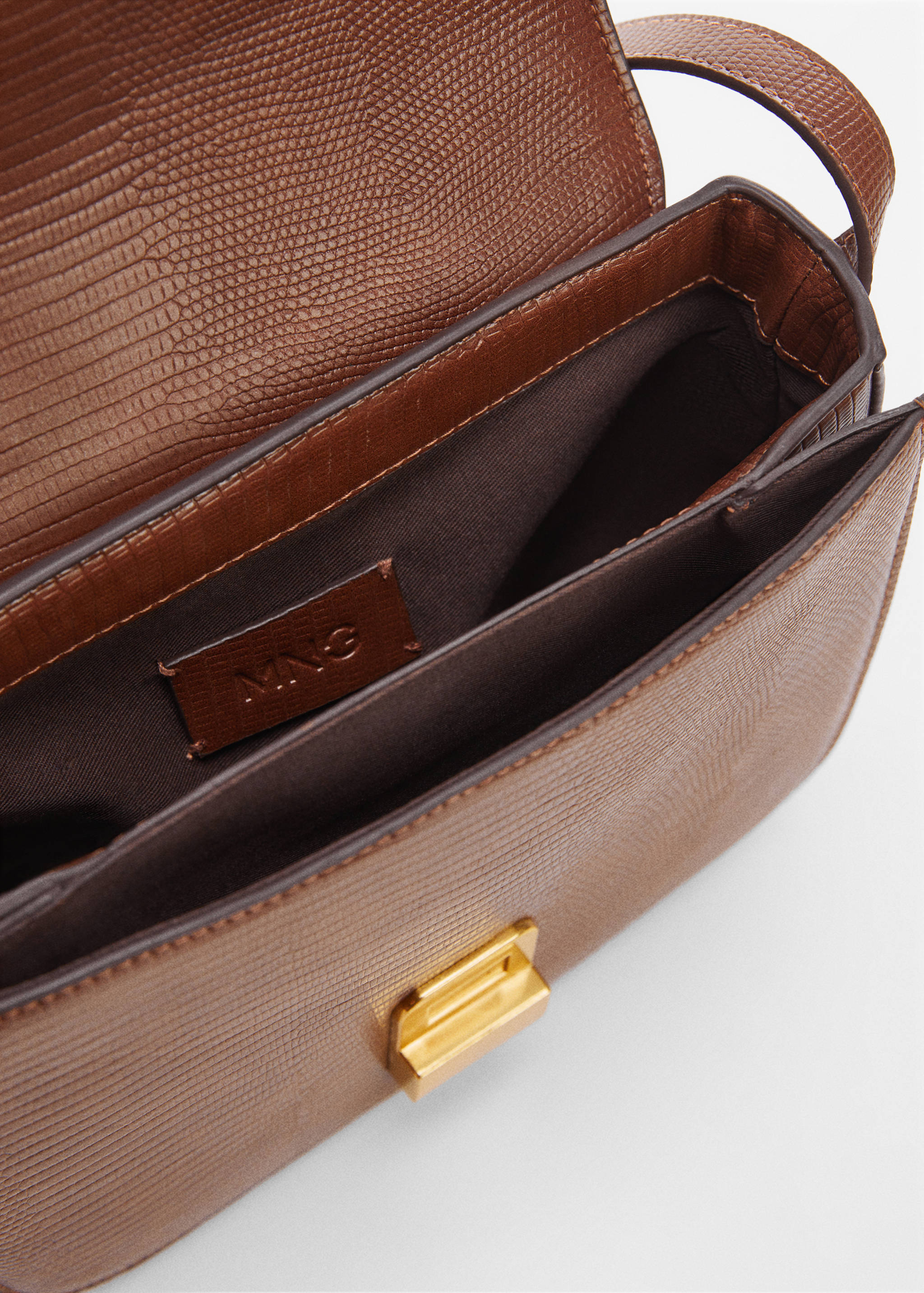 Animal print effect flap bag - Details of the article 3