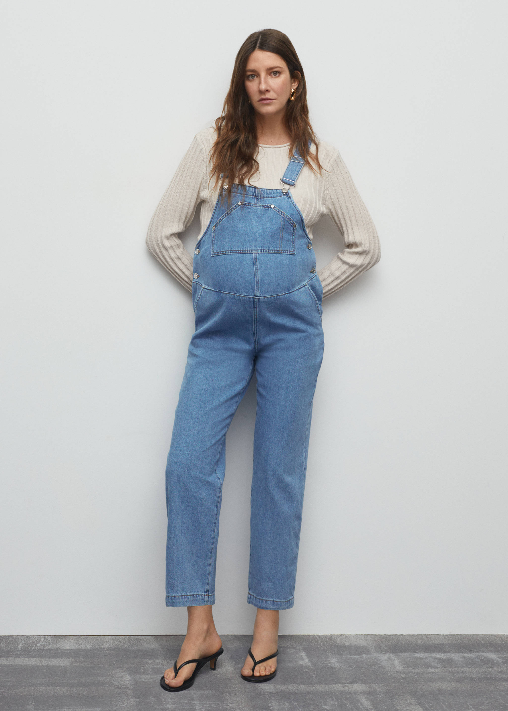 Salopette de grossesse en jean - Plan général