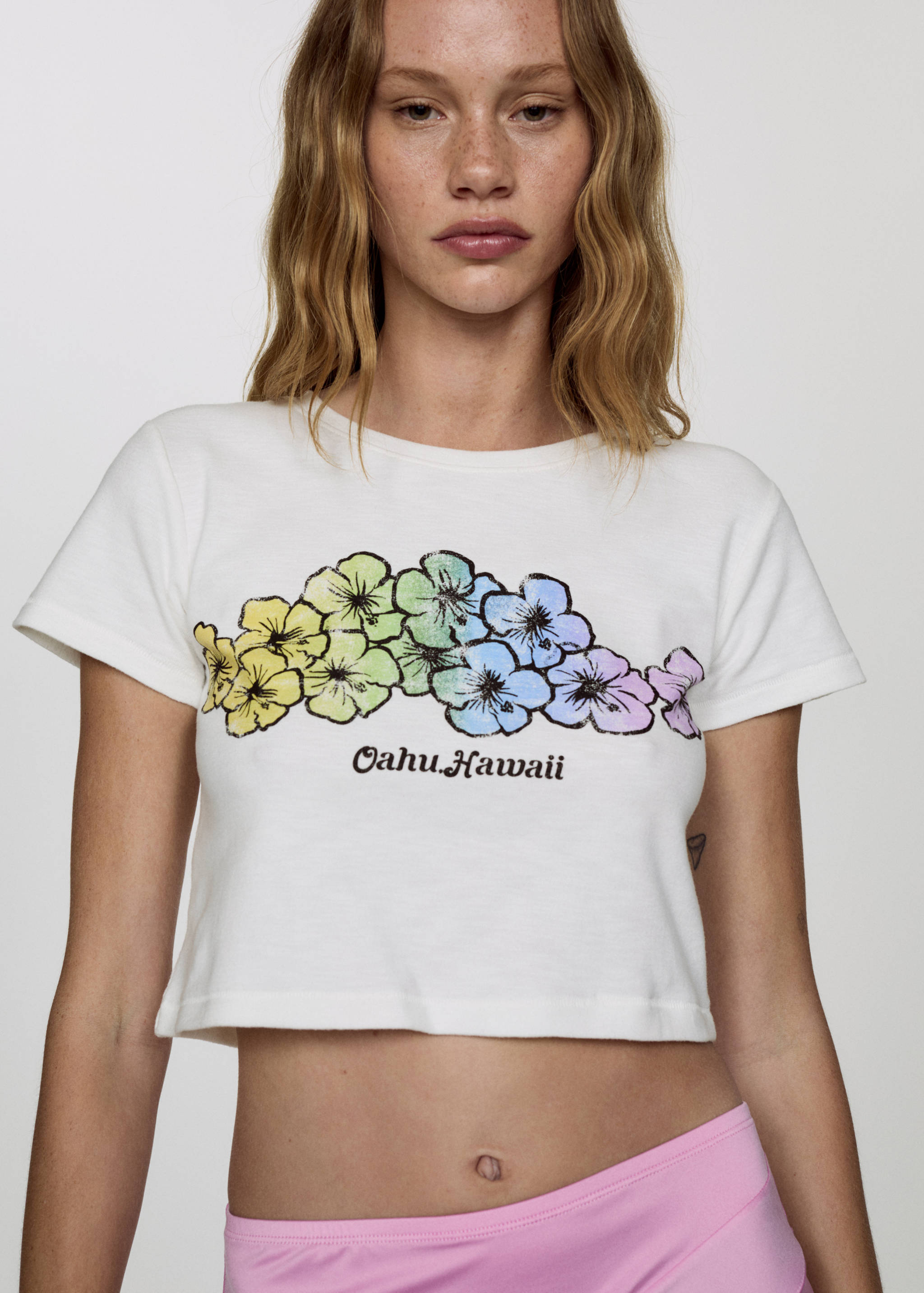 T-shirt crop imprimé - Plan moyen