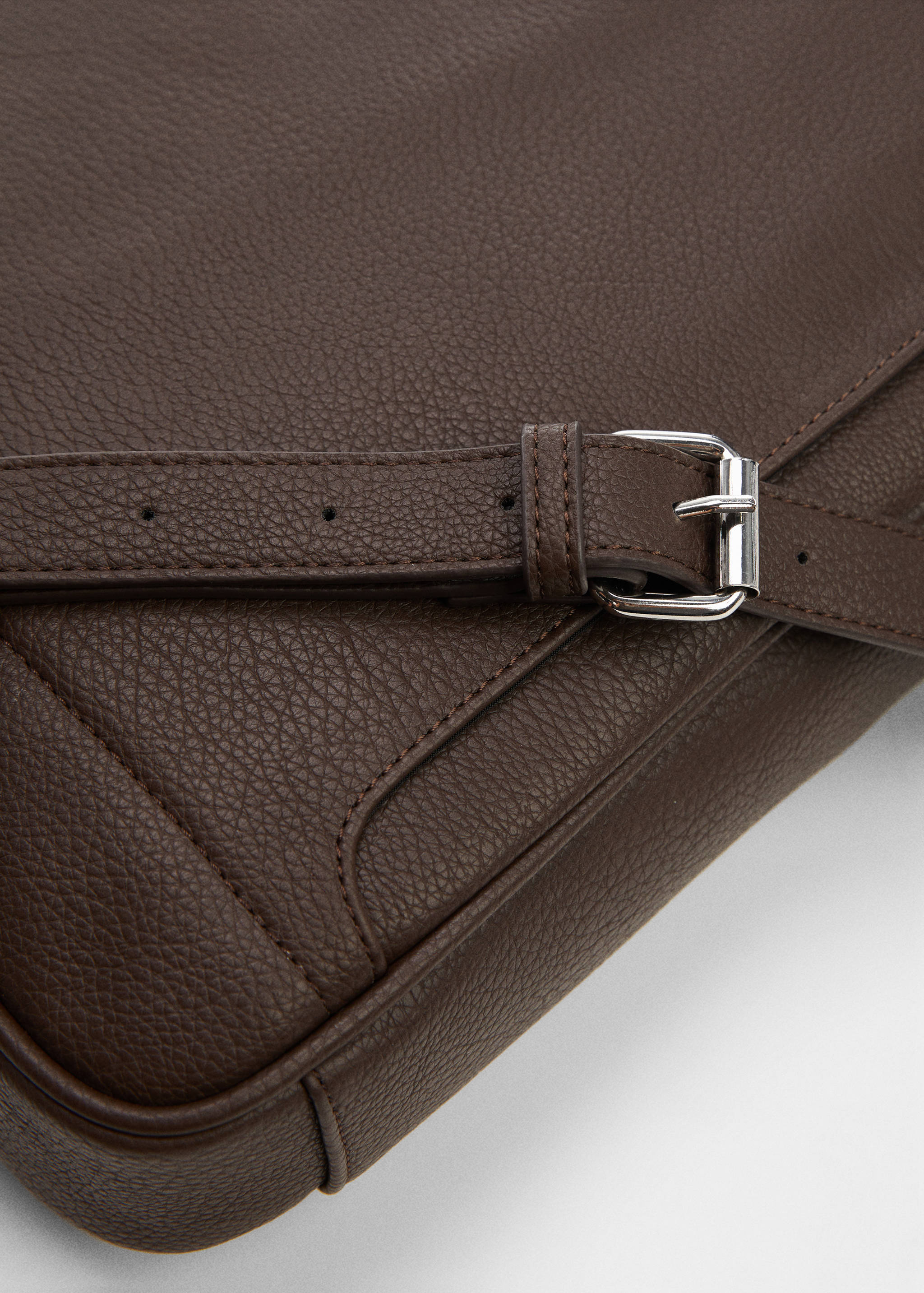 Faux-leather briefcase - Details of the article 1