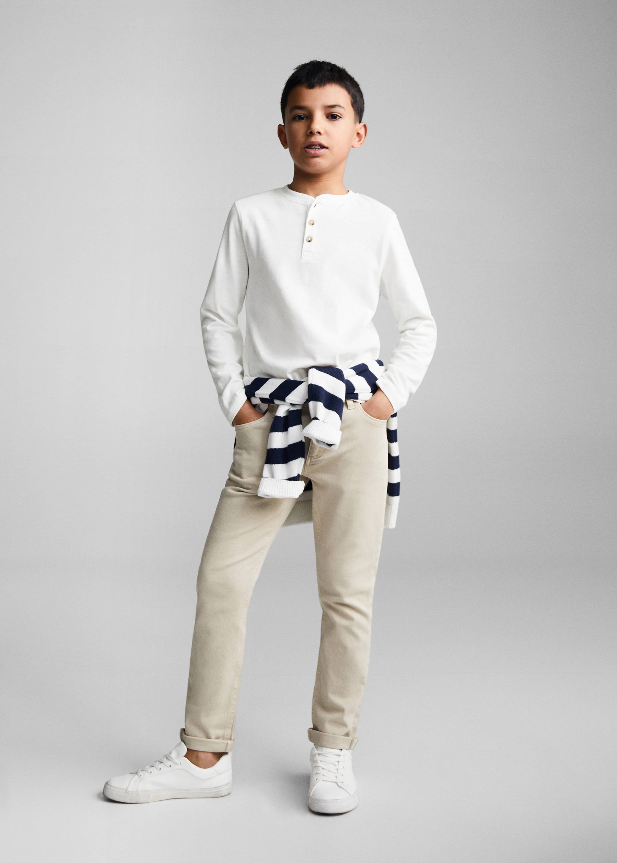 Buttoned long sleeve t-shirt - General plane