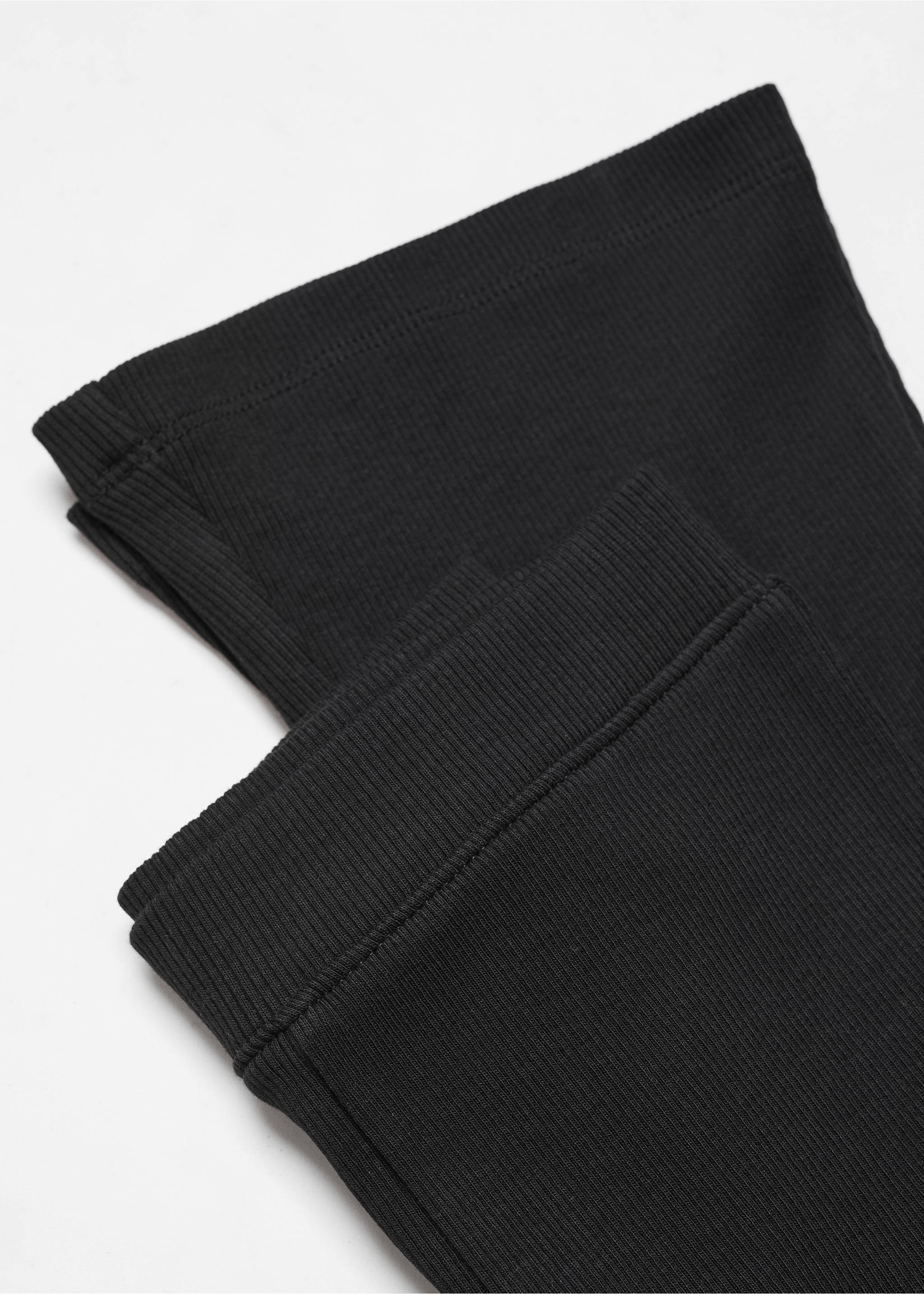Flared knitted leggings - Details of the article 8, Black. Ref: 67030678-00.