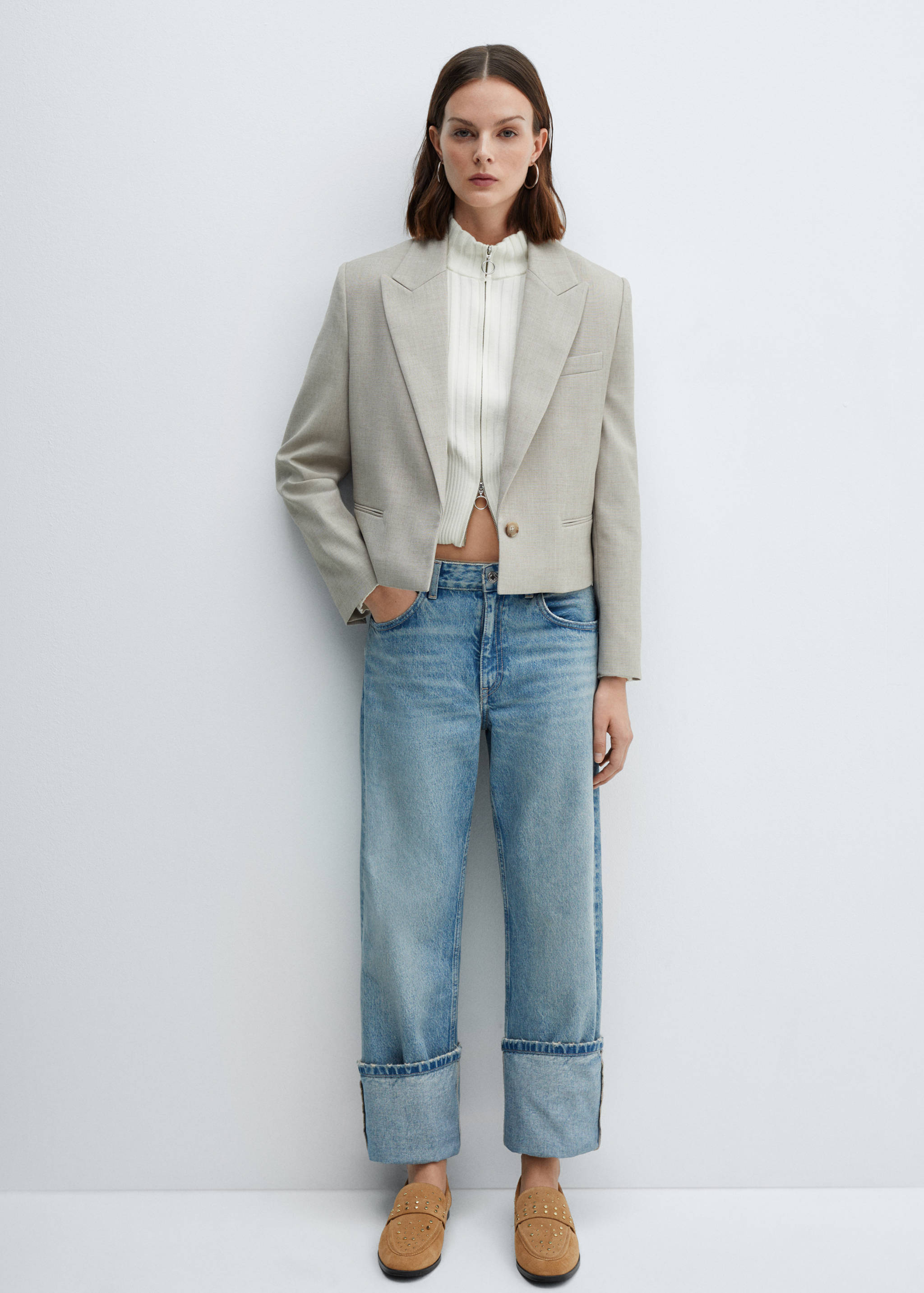 حذاء موكاسين جلد ومسامير - رؤية عامة