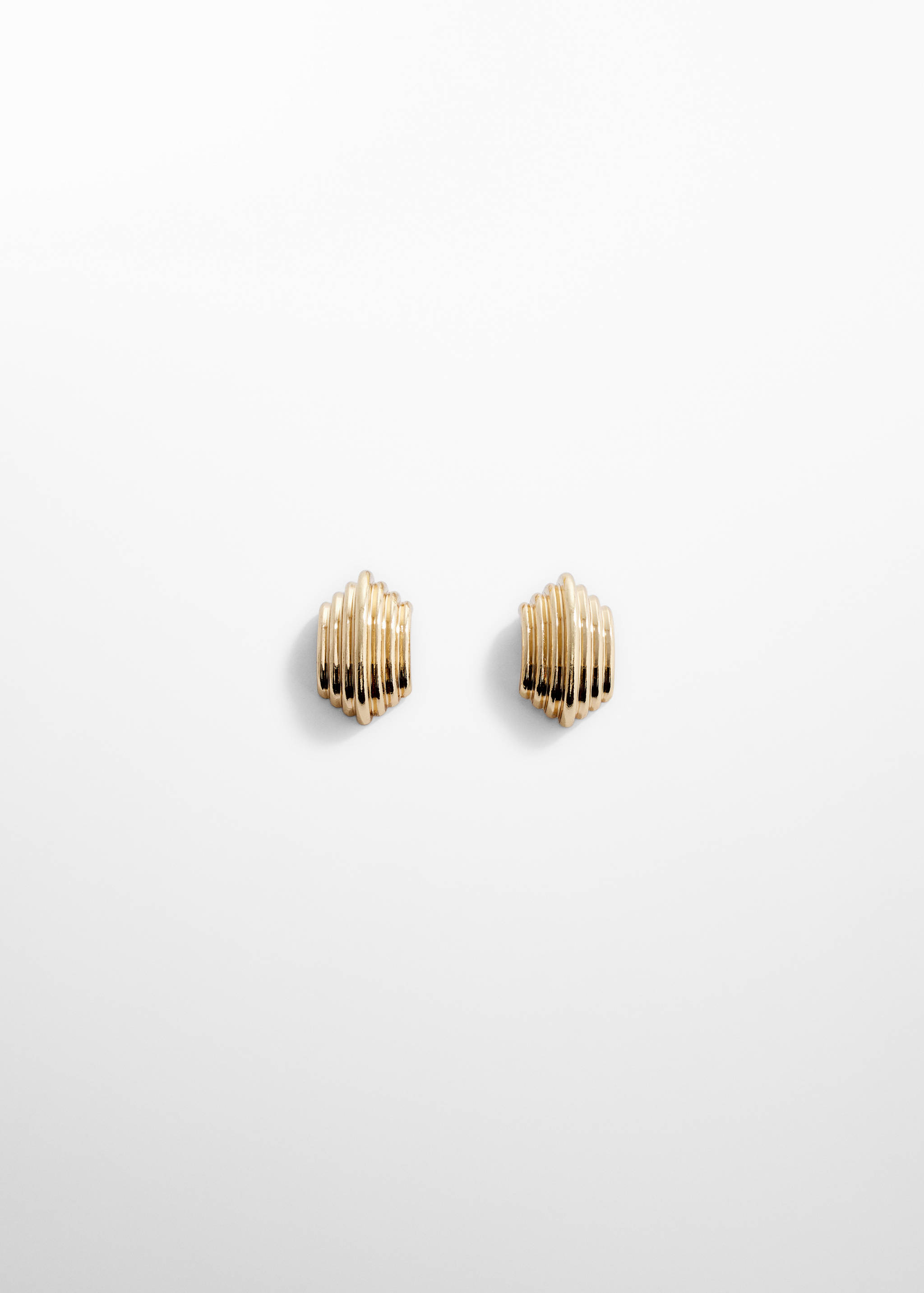Embossed semi-hoop earrings - Article without model