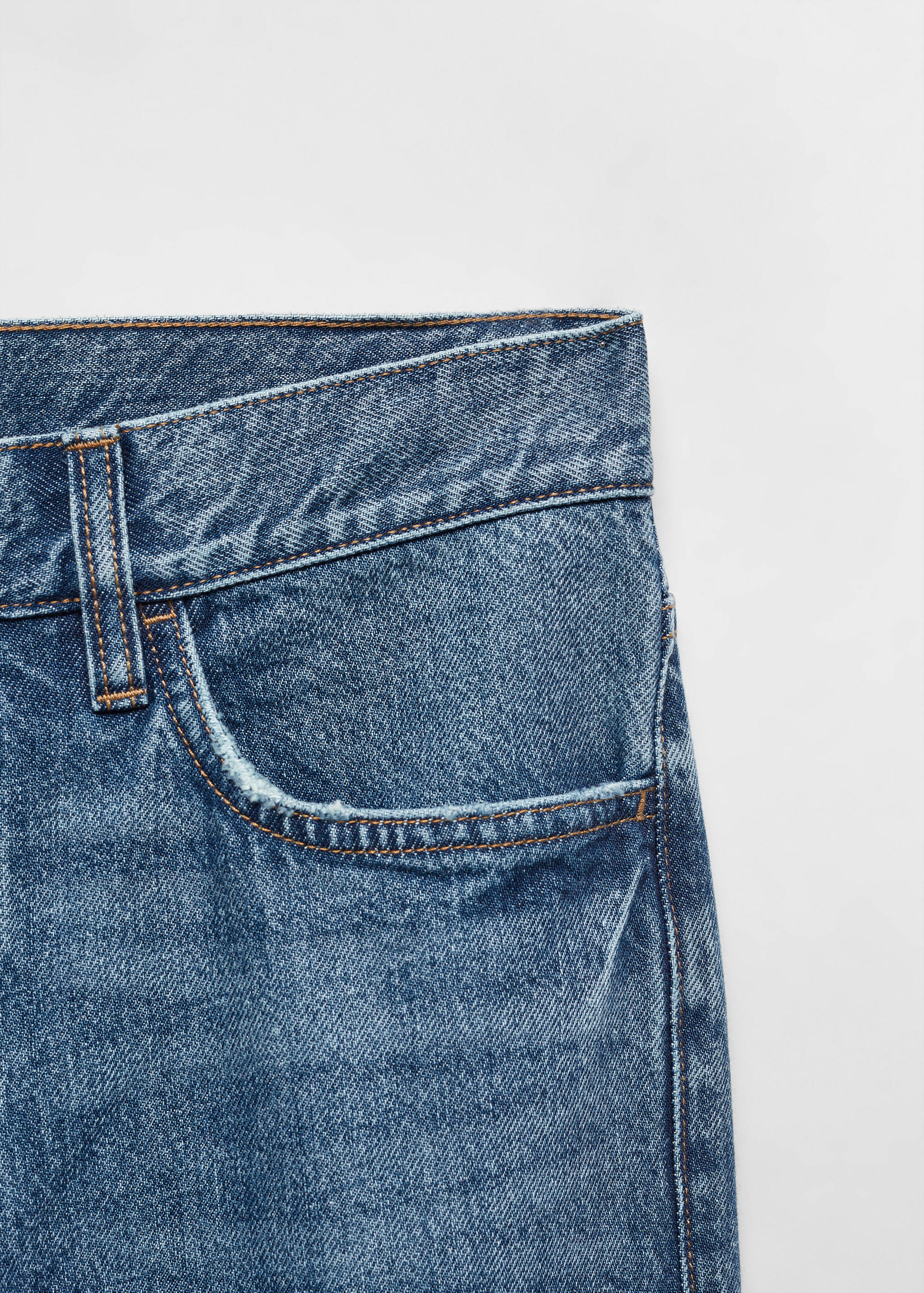 Mid-rise straight jeans - Details of the article 8