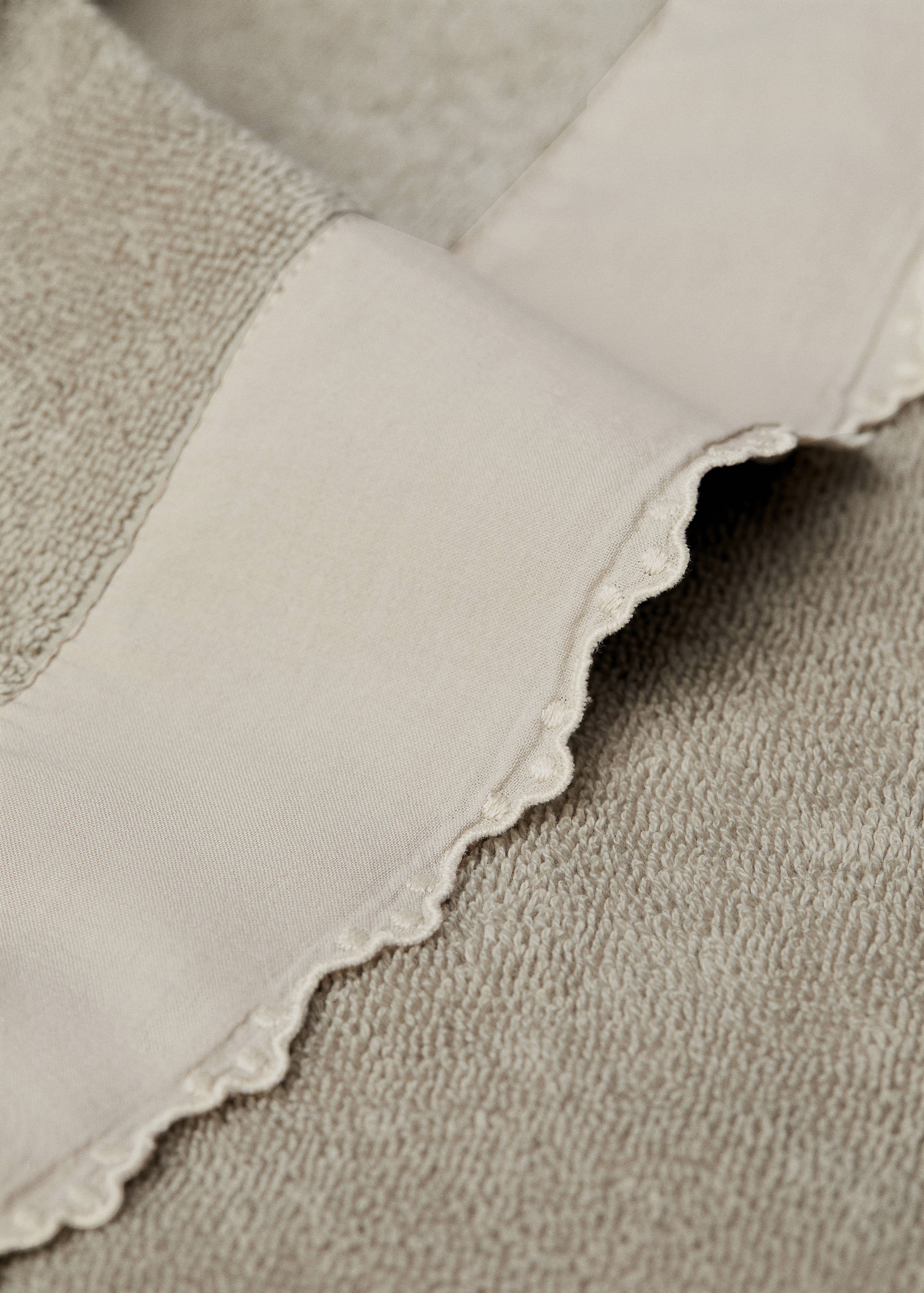 Toalla tocador 100% algodón puntilla - Detalle del artículo 1