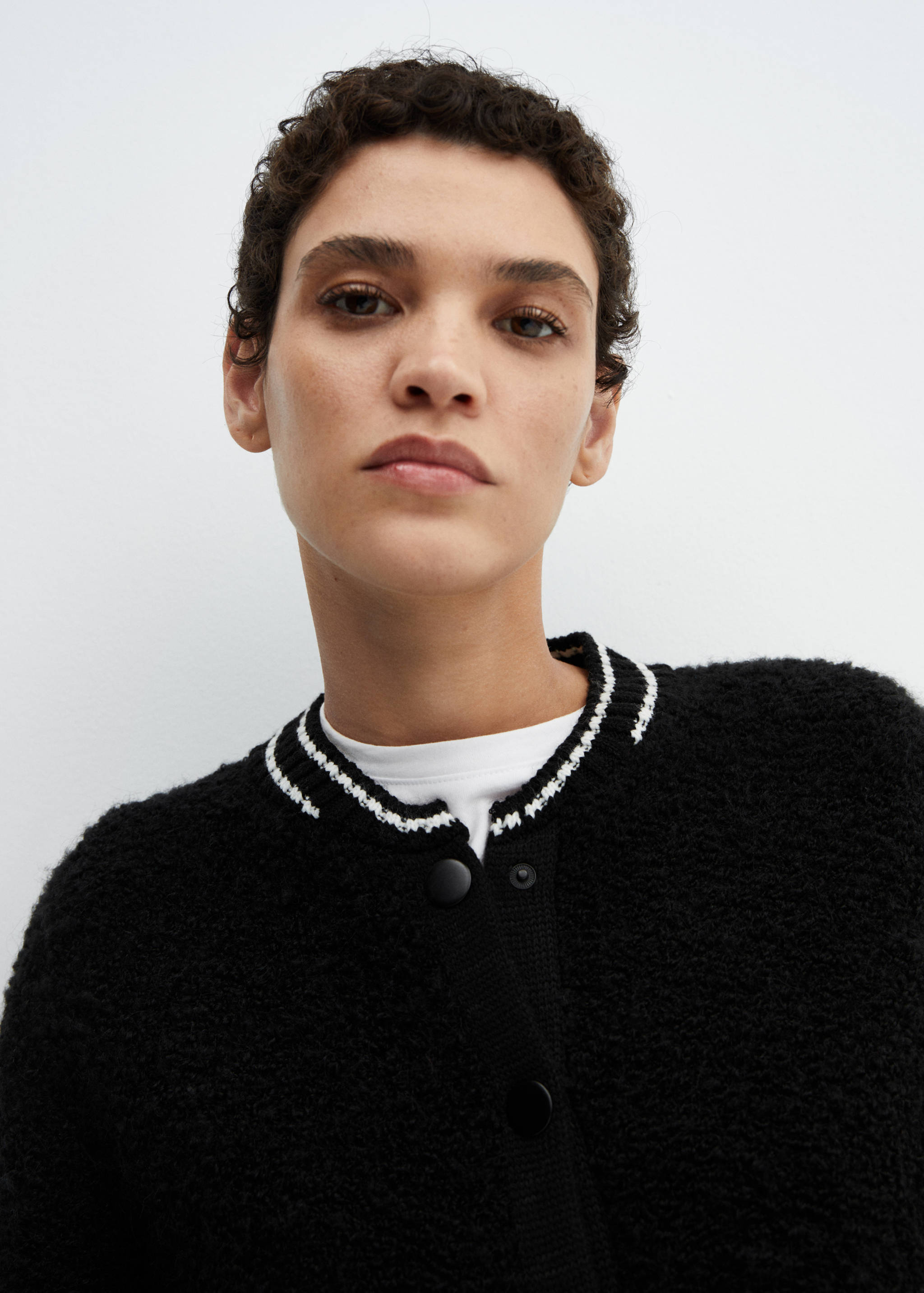 Knitted bomber jacket - Details of the article 1