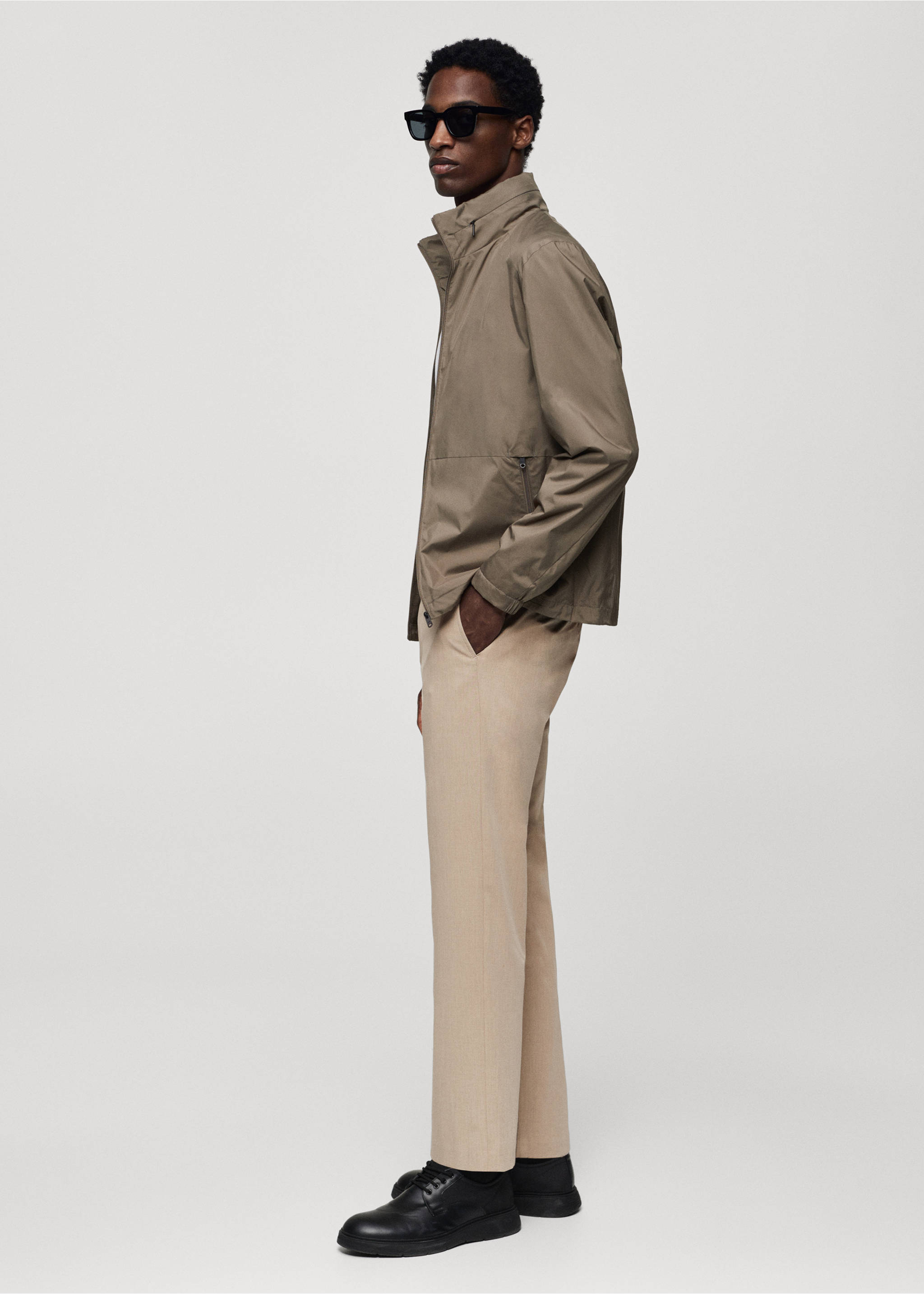 Pantalón slim fit stretch - Detalle del artículo 2, Beige. Ref: 67034440-00.
