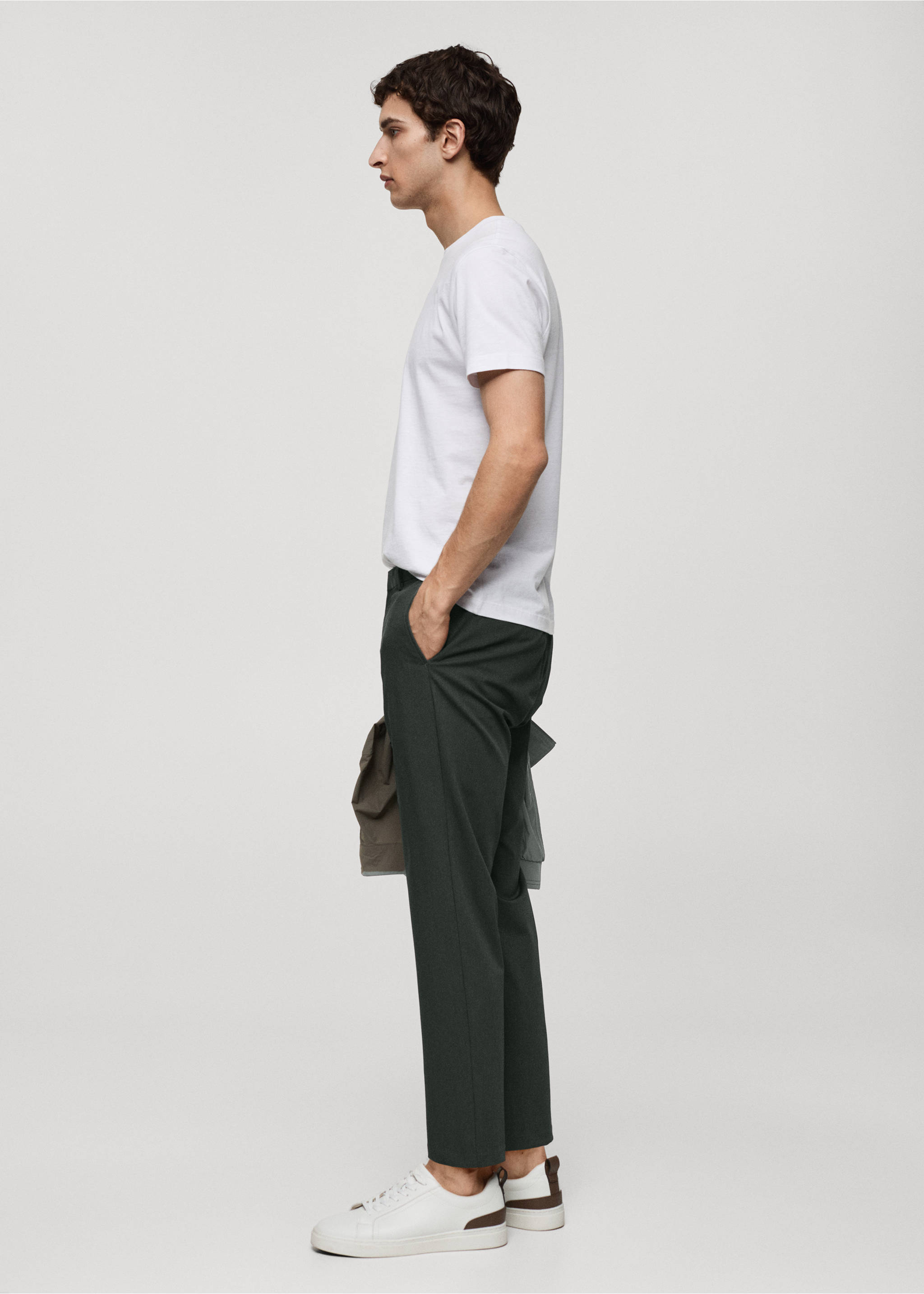 Pantalón slim fit stretch - Detalle del artículo 2, Verde oscuro. Ref: 67034440-00.