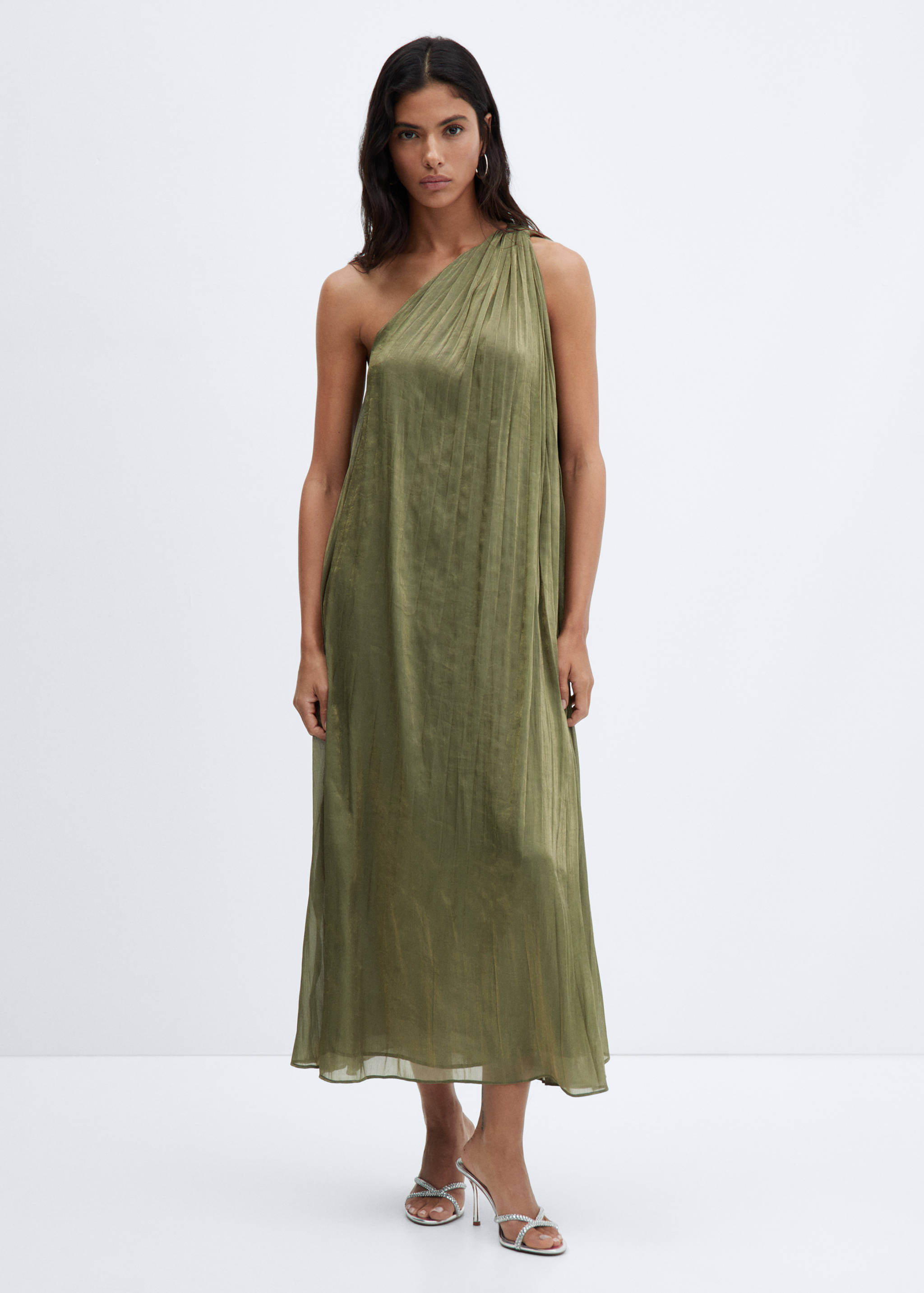 Asymmetrical pleated dress - General plane