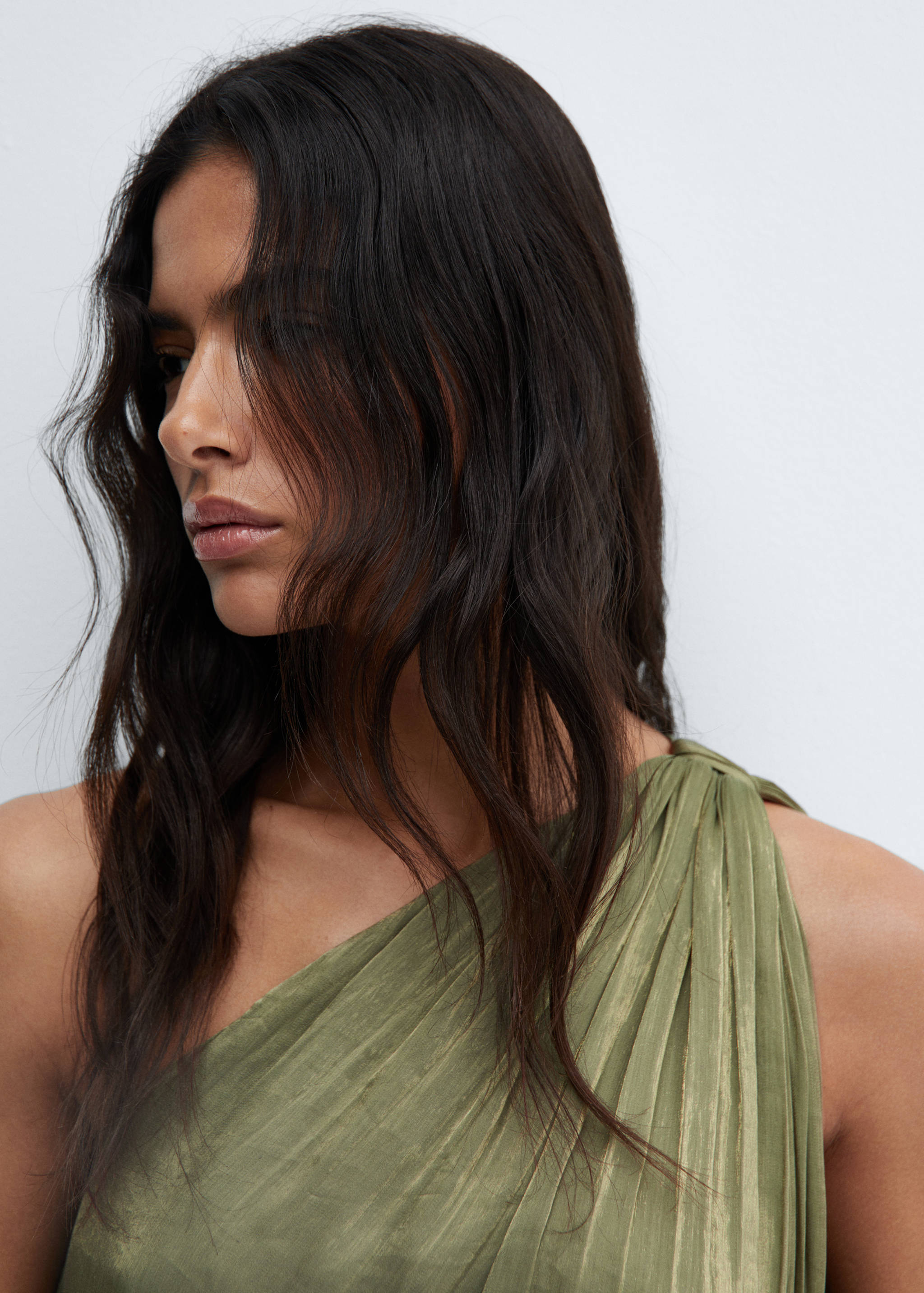 Asymmetrical pleated dress - Details of the article 1