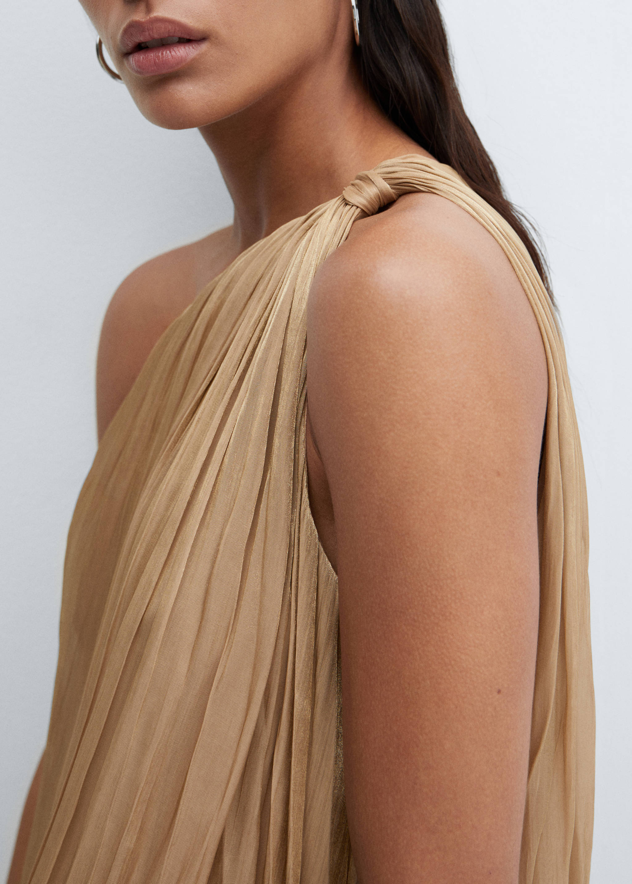 Asymmetrical pleated dress - Details of the article 6