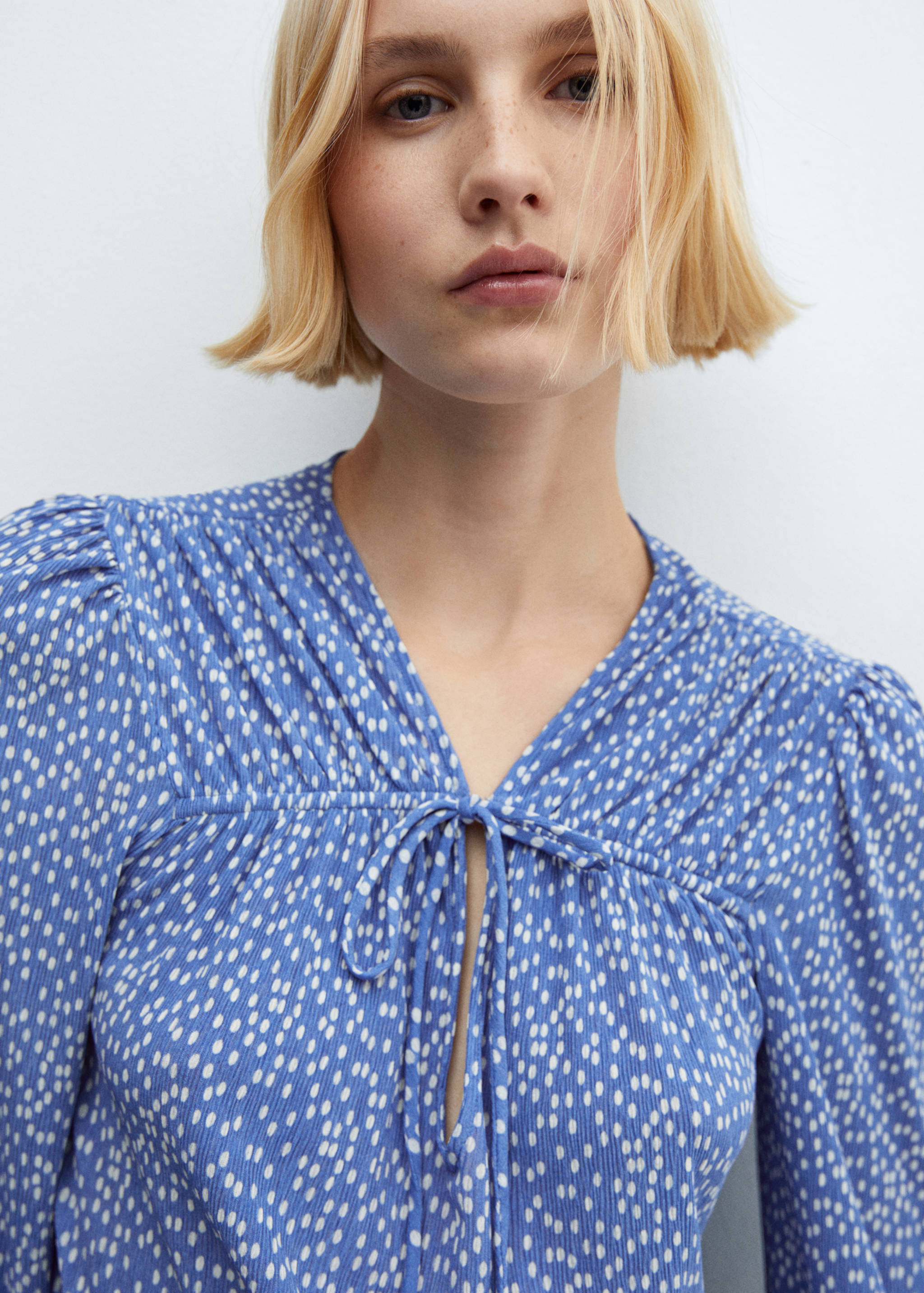 Bow printed blouse - Details of the article 1