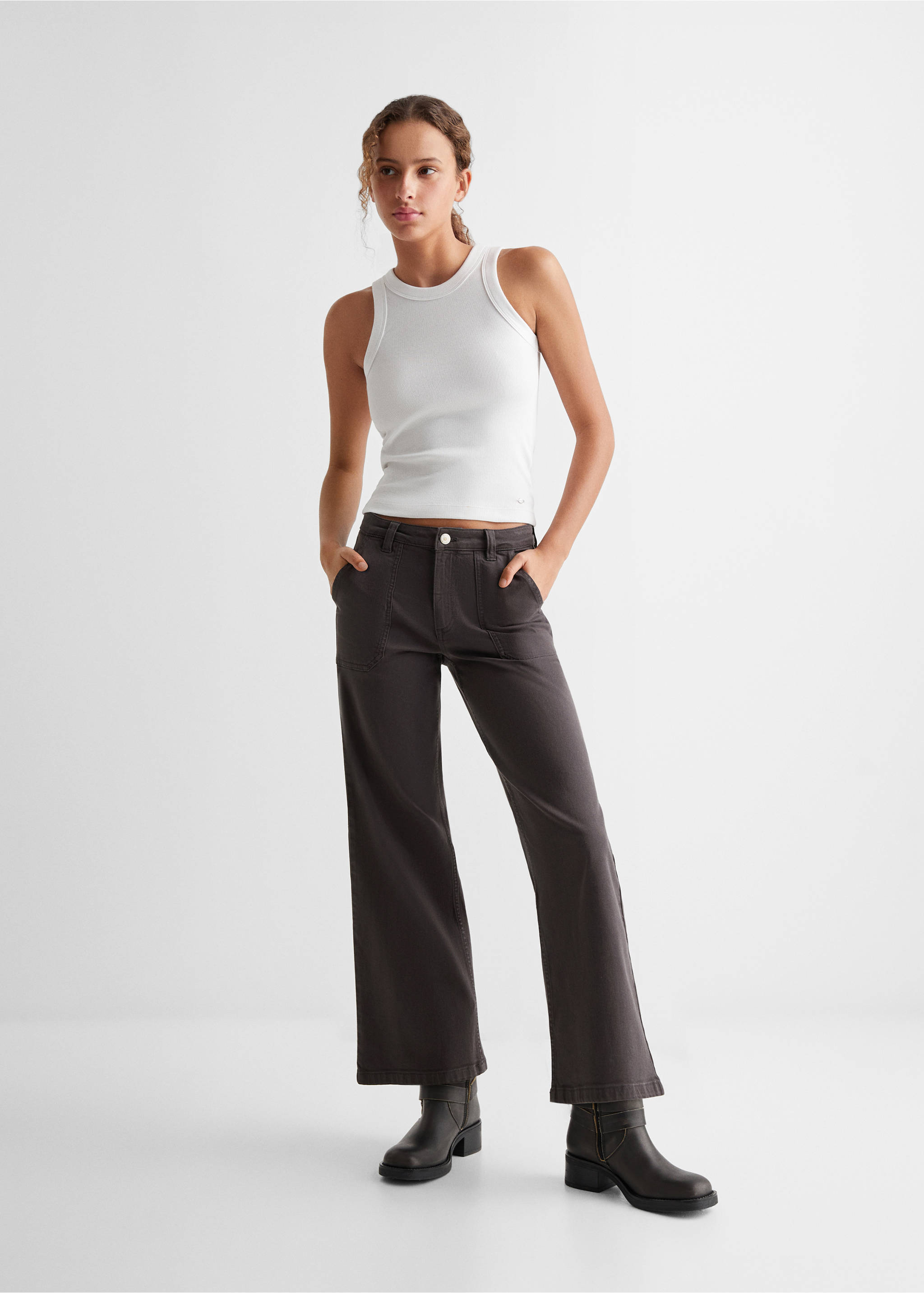 Pantalón culotte bolsillos - Plano general, Gris antracita. Ref: 67035143-00.