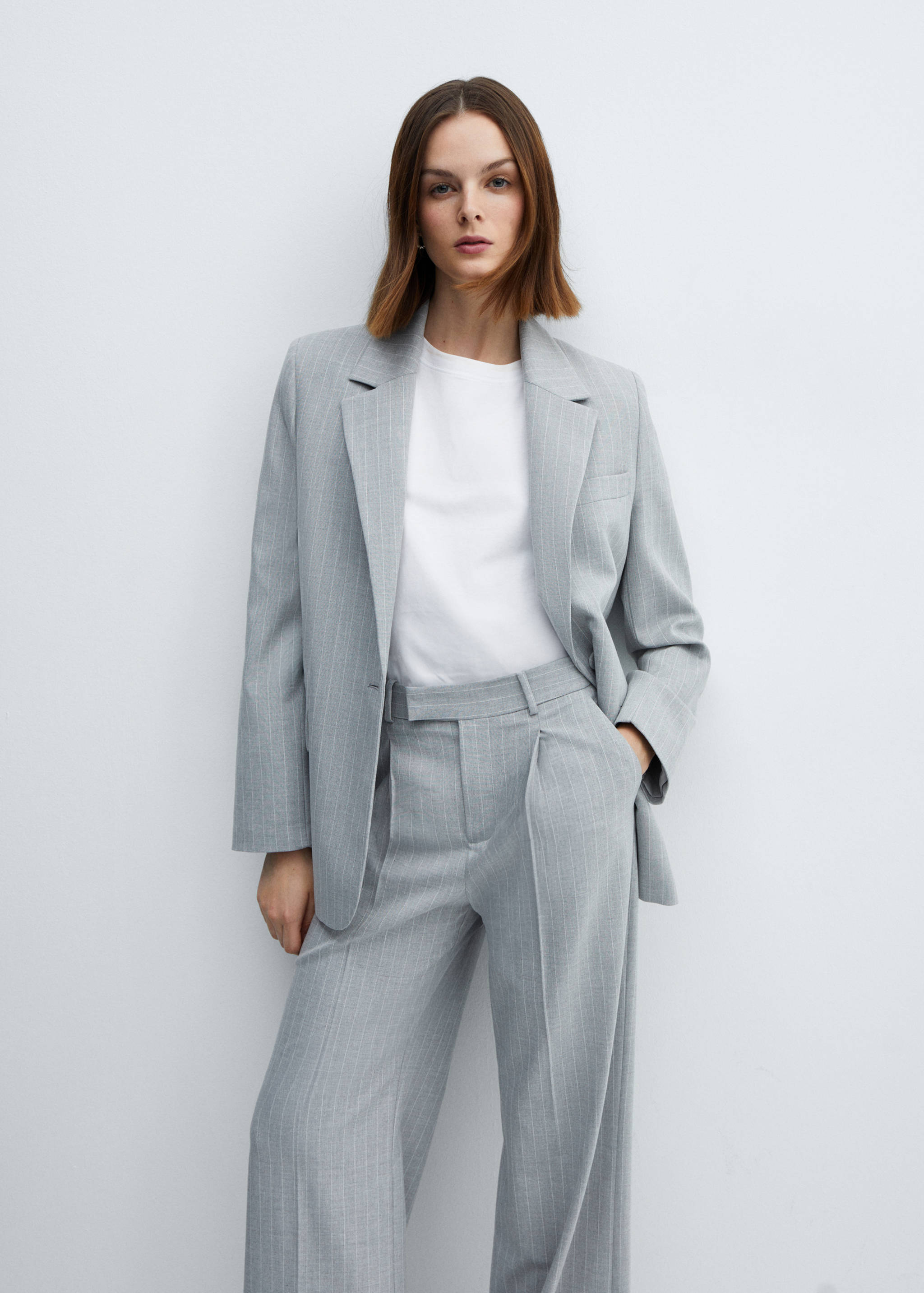 Rounded neck cotton t-shirt - Details of the article 2