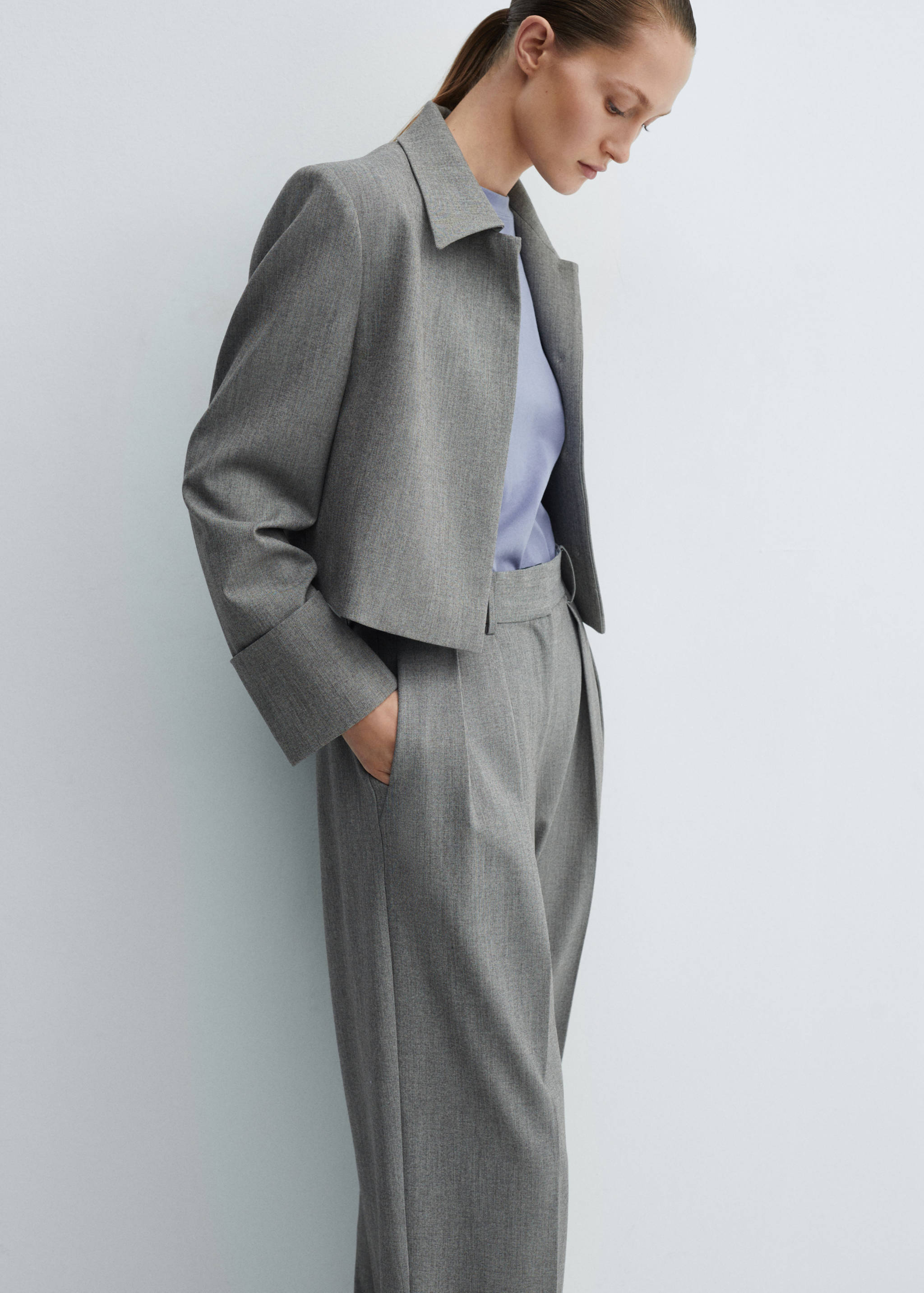 Rounded neck cotton t-shirt - Details of the article 2