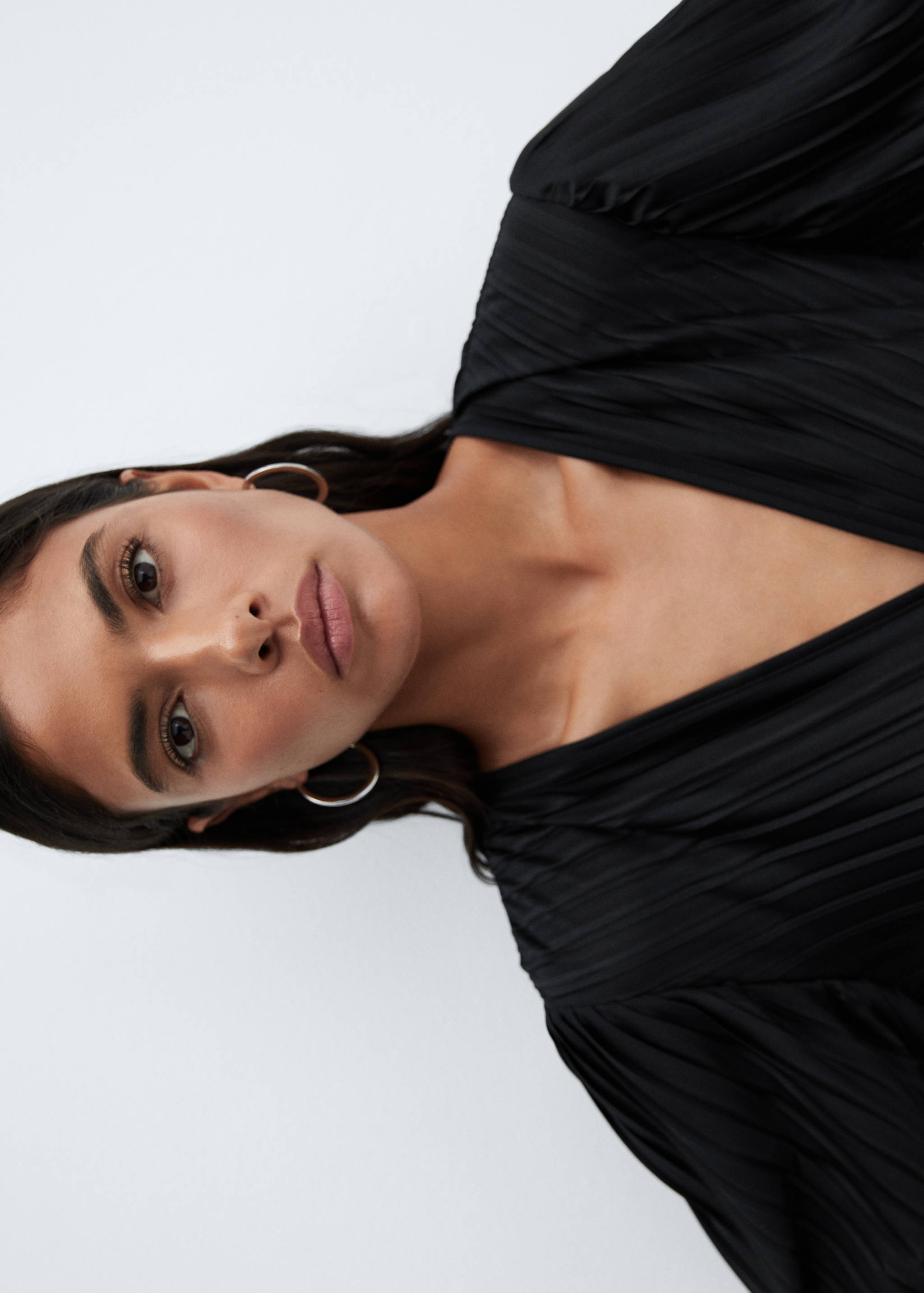 Платье с запáхом и плиссировкой - Деталь изделия 1