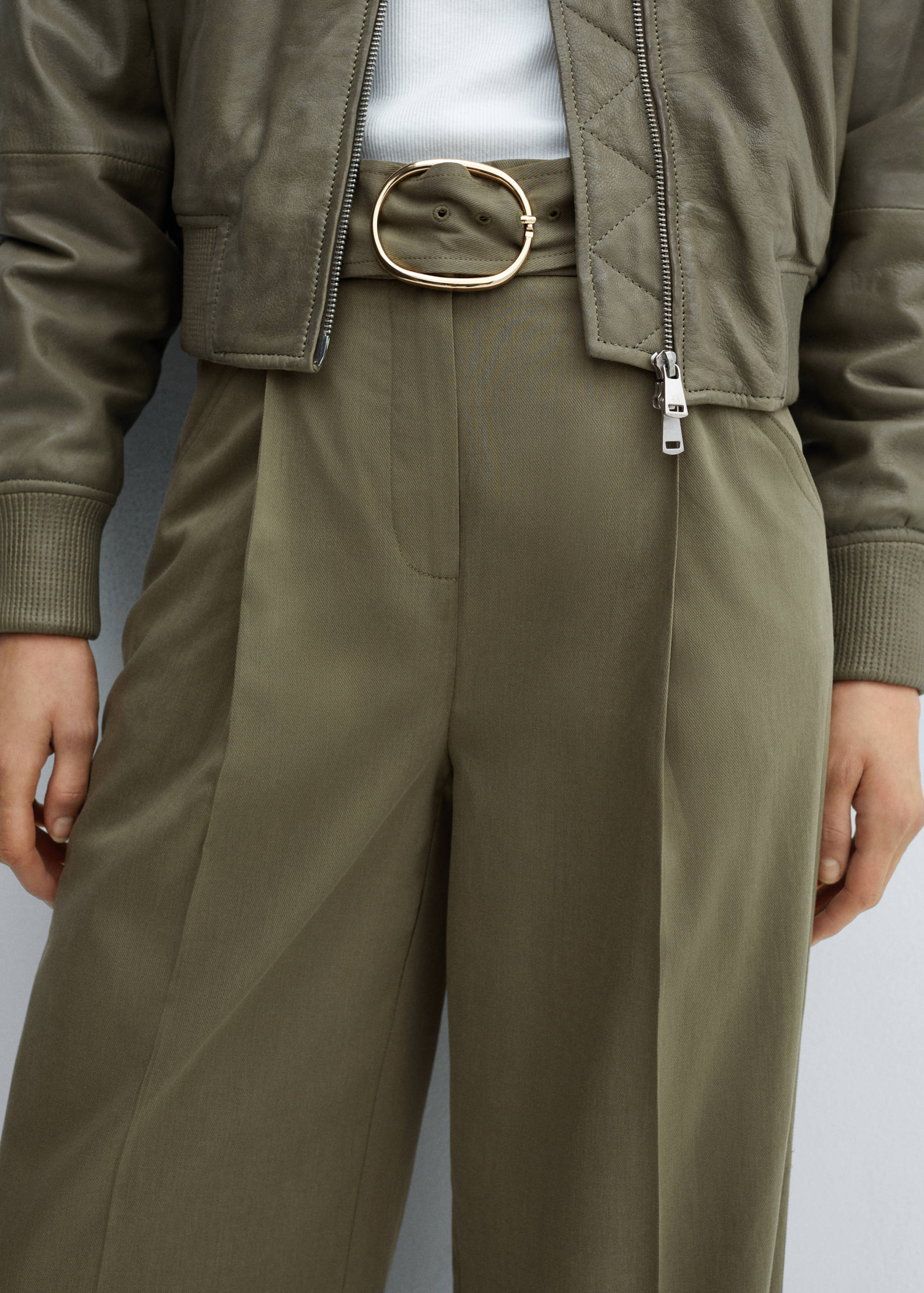 Wide leg trousers with belt - Details of the article 6