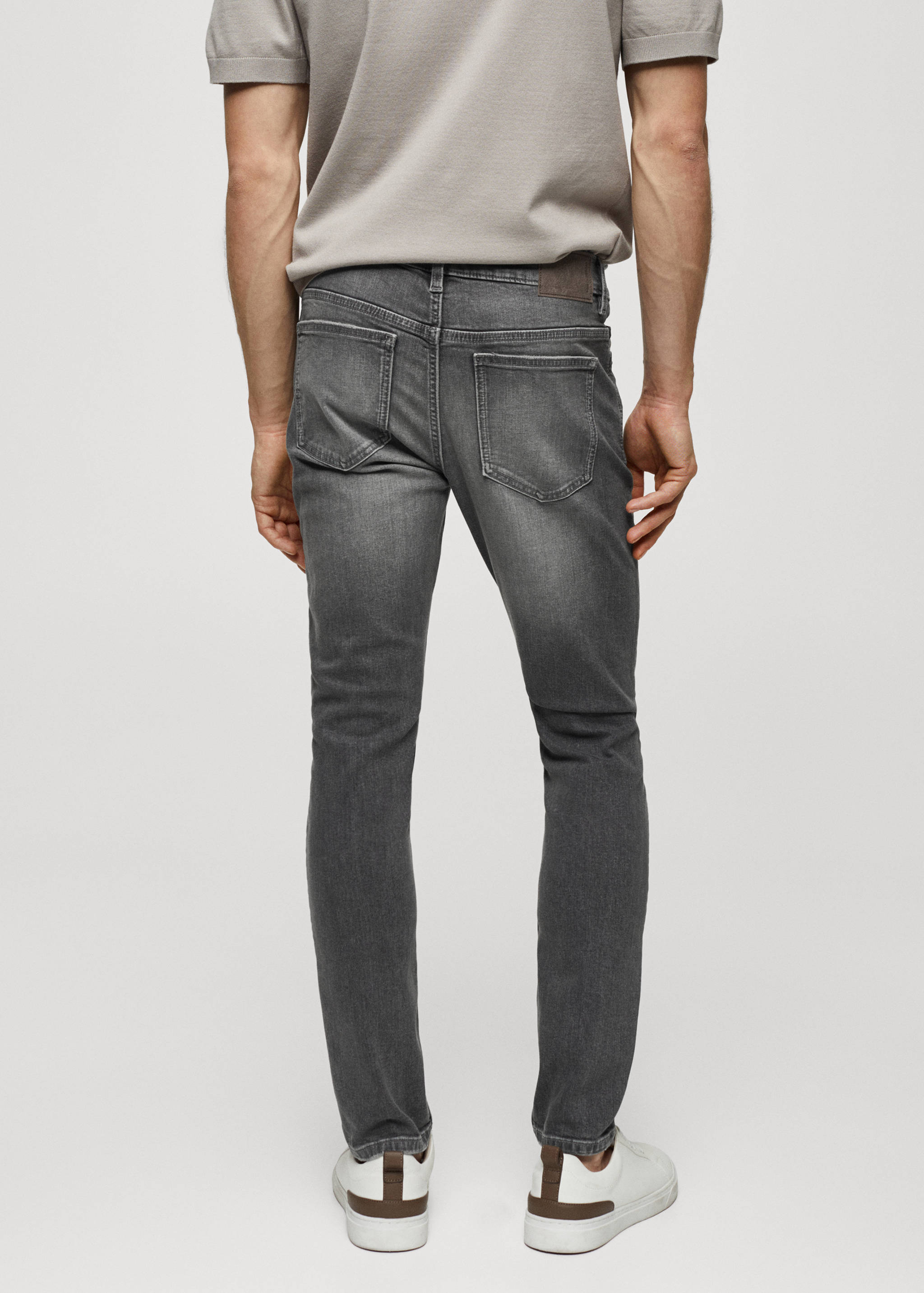 Skinny-fit jeans - Reverse of the article