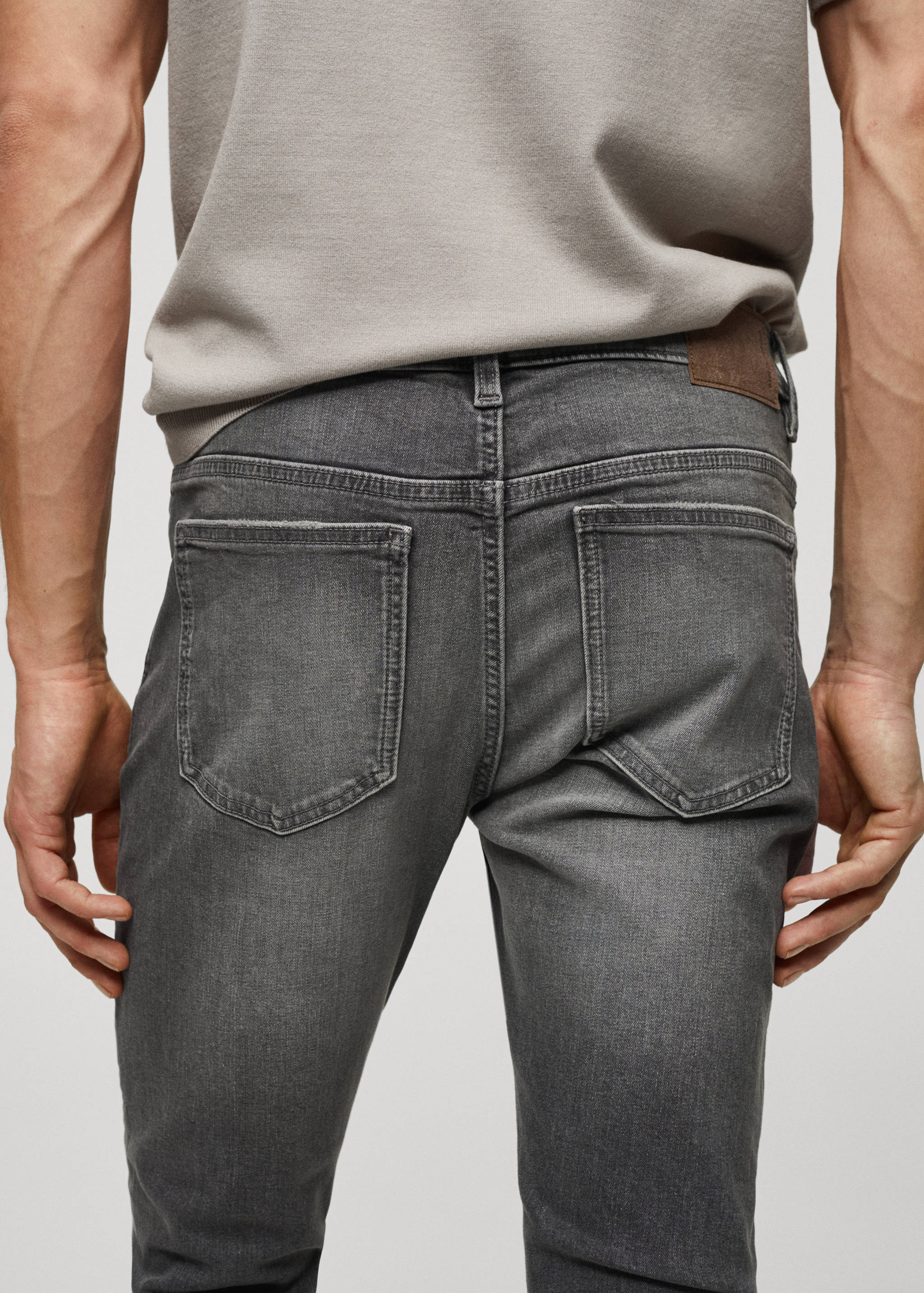 Skinny-fit jeans - Details of the article 4