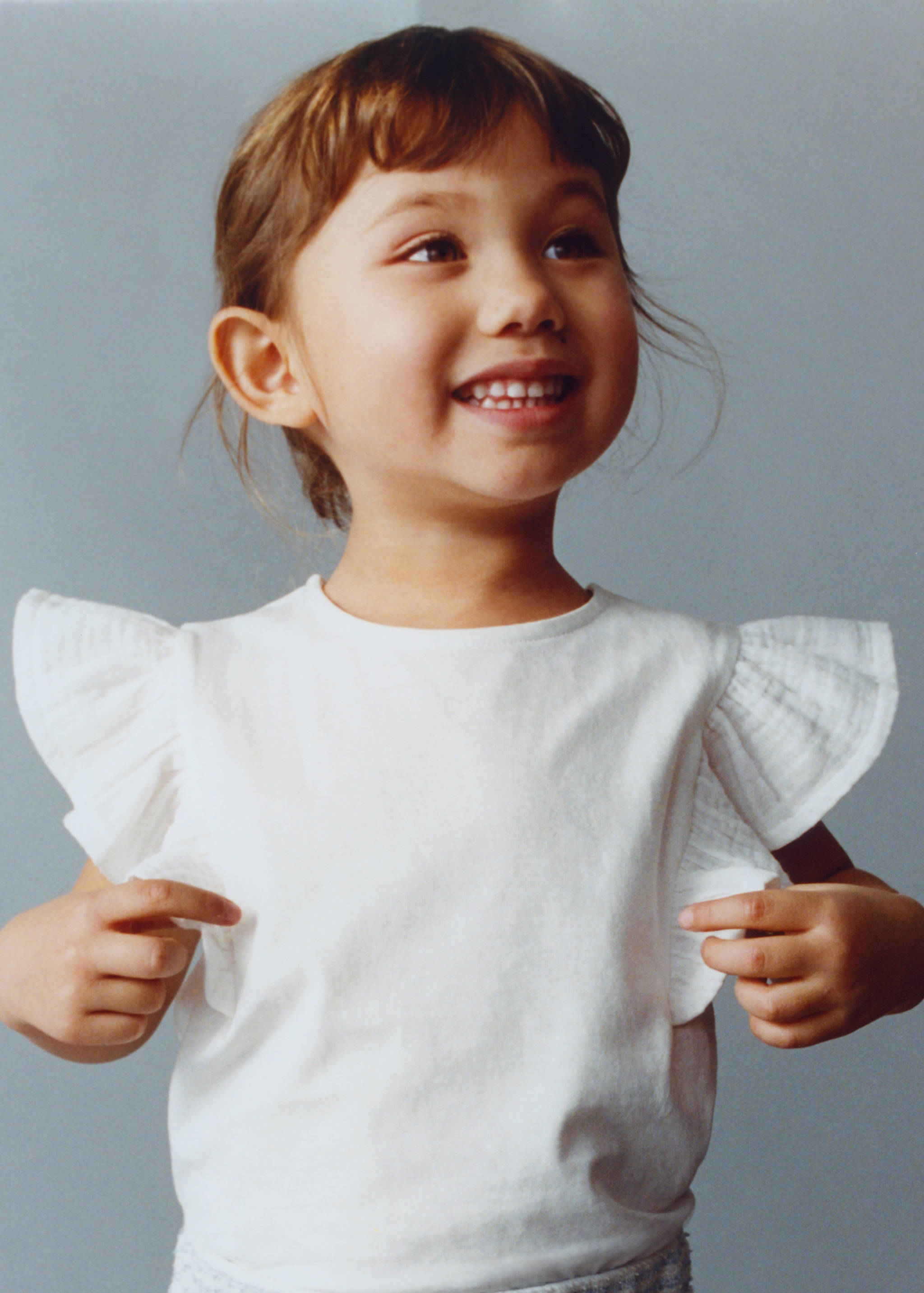 Kurzärmliges T-Shirt mit Rüschen - Detail des Artikels 5