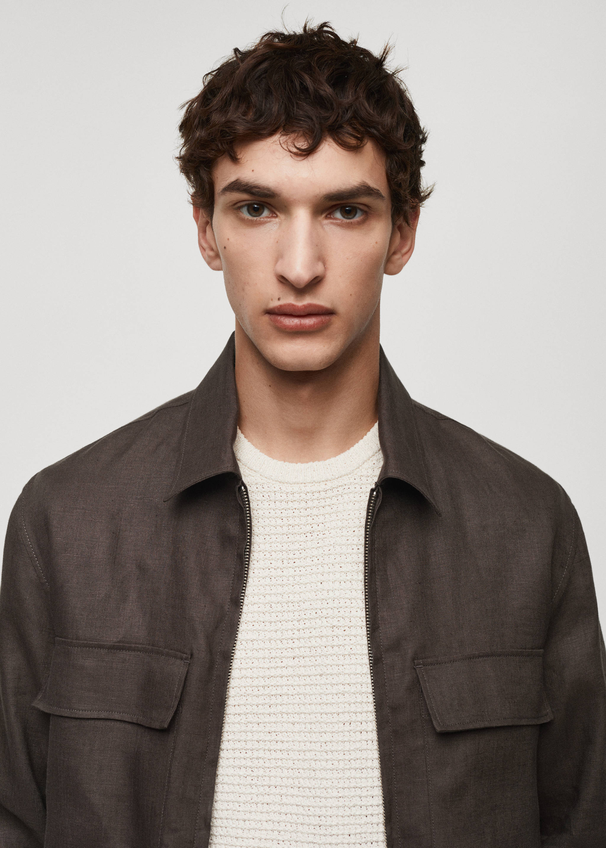 100% linen overshirt with pockets - Details of the article 1