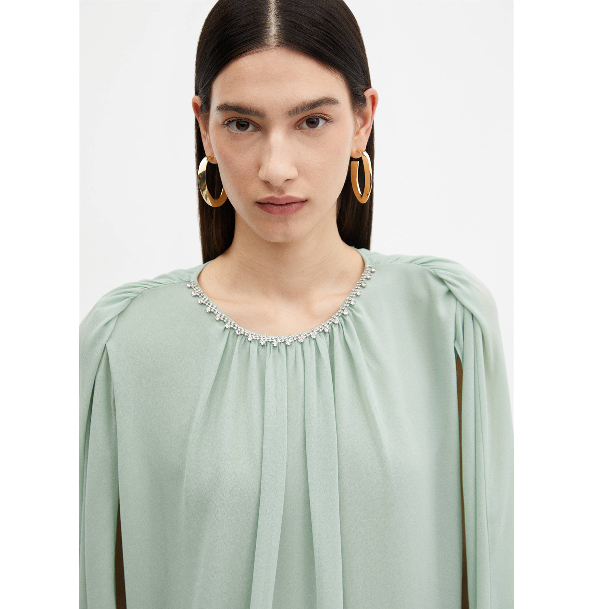 Sleeve slit dress - Details of the article 1