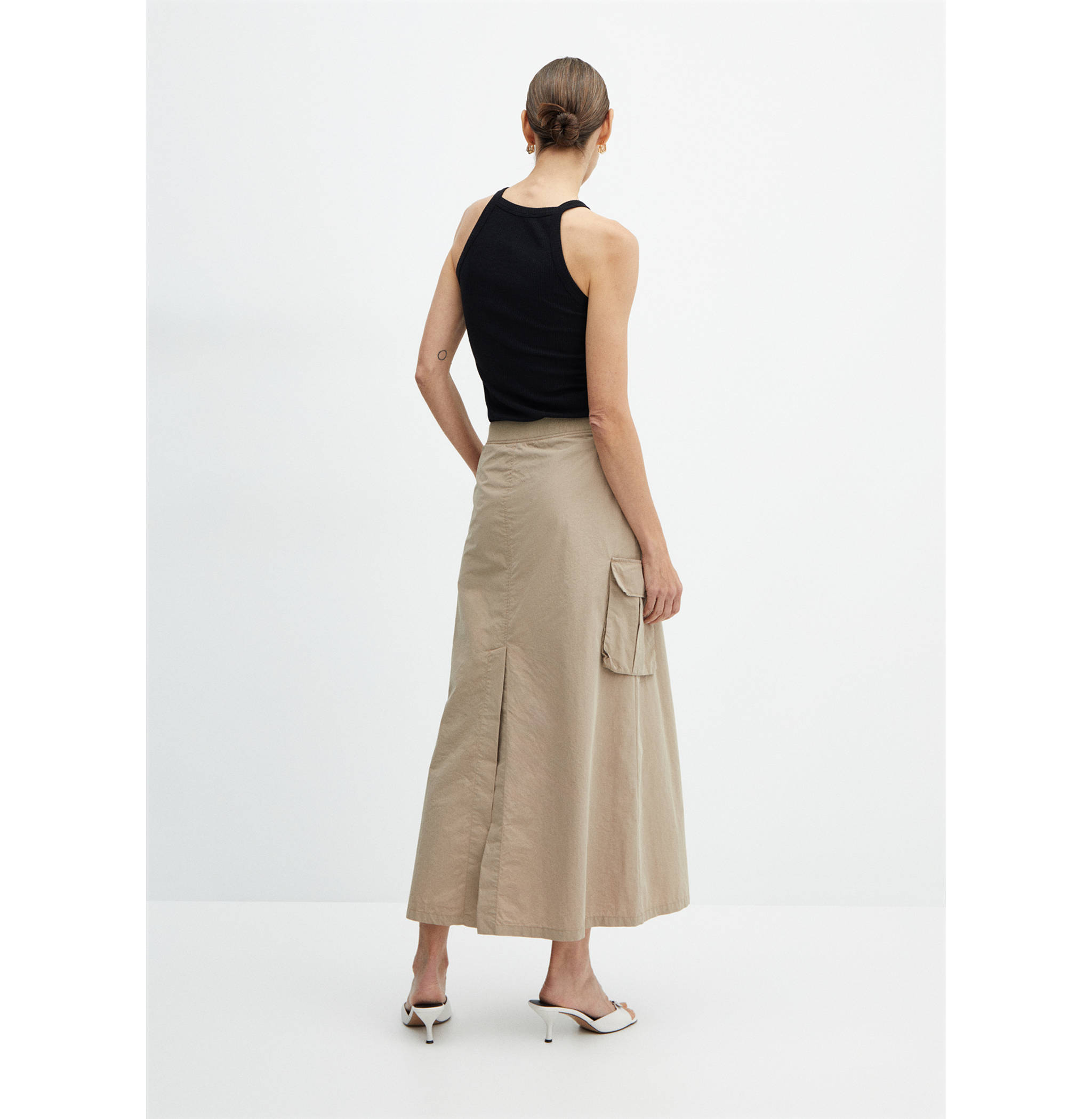 Long cargo skirt with pocket - Reverse of the article