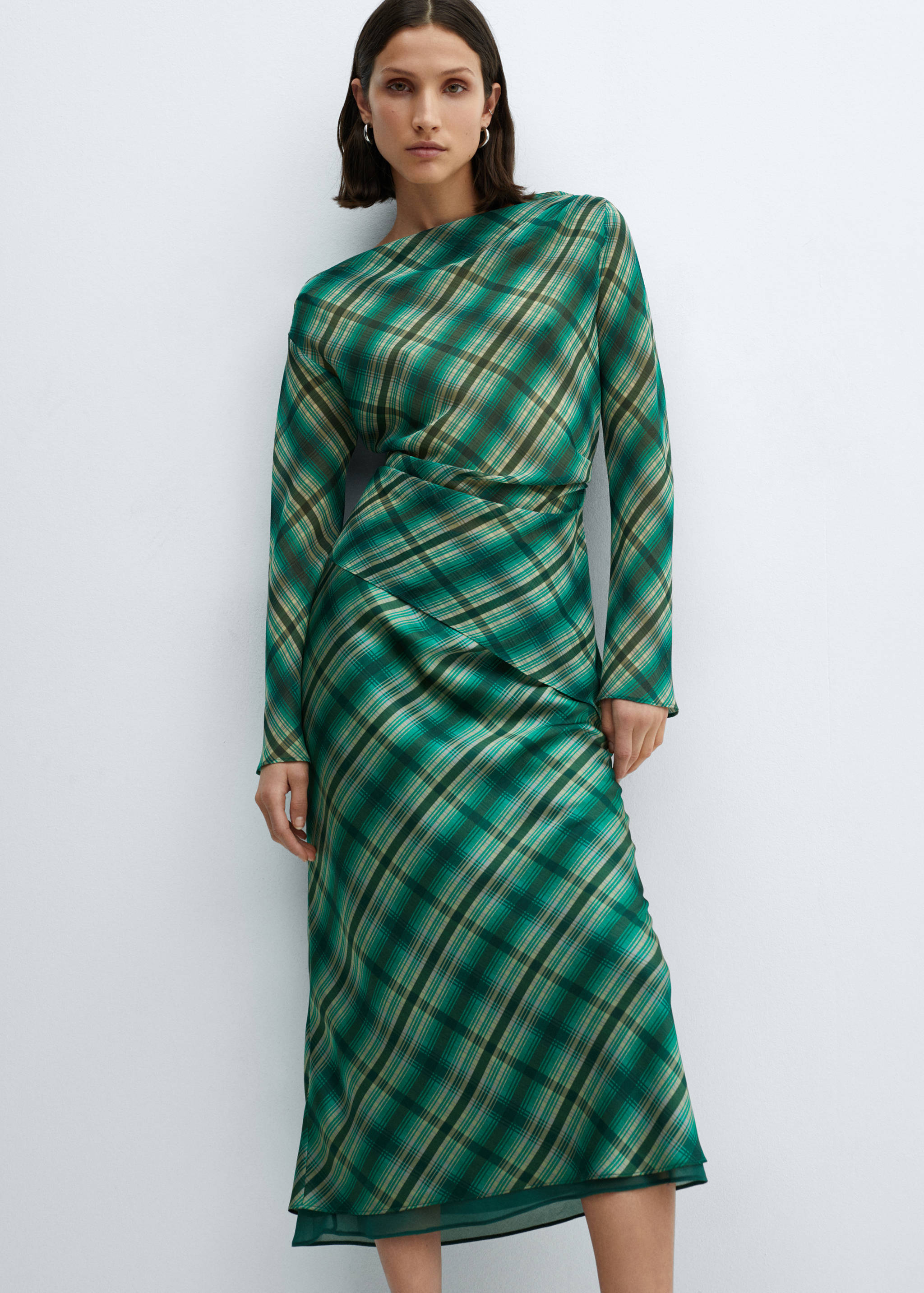 بلوزة مربعات غير متماثلة - تفاصيل المنتج 2