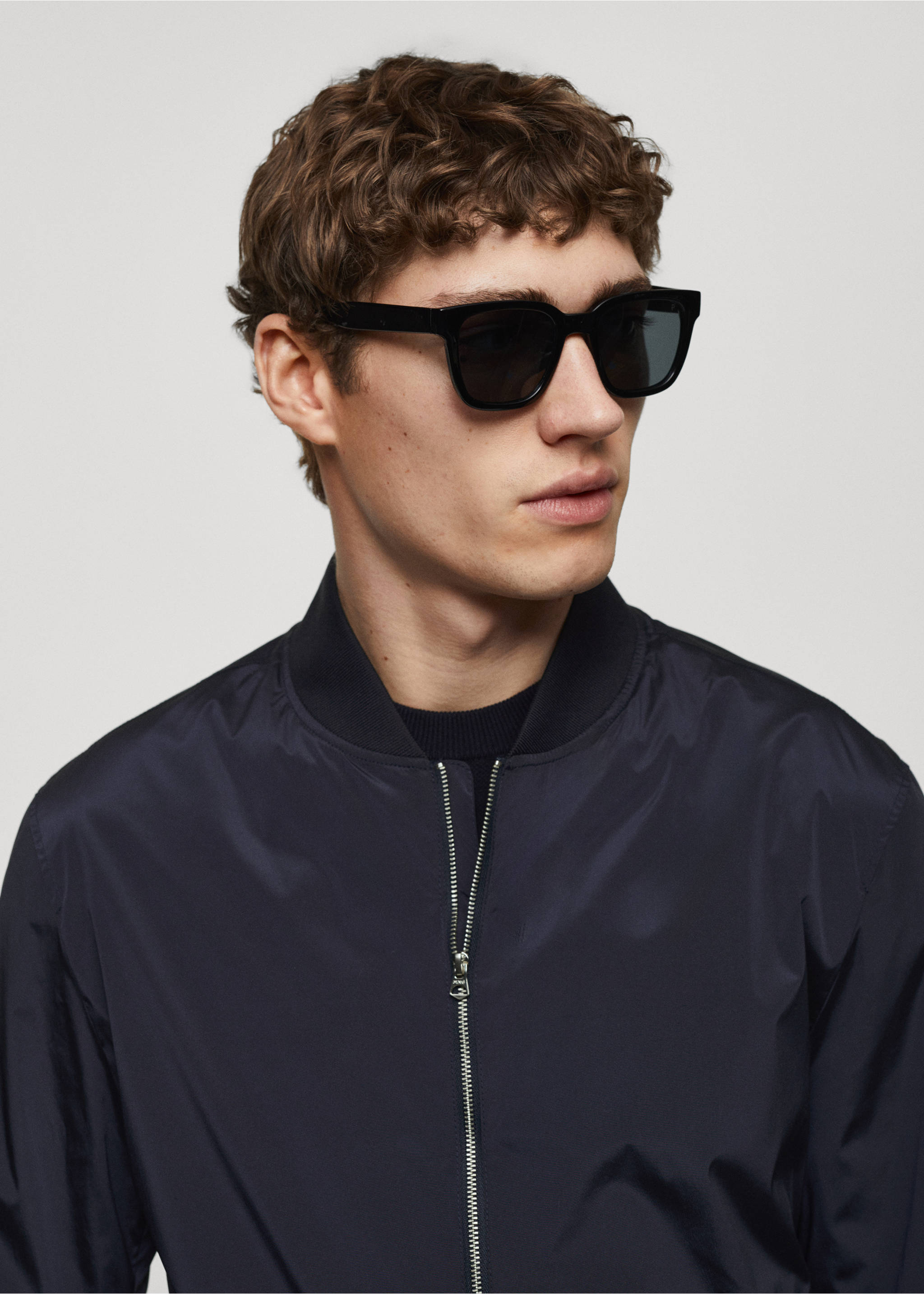 Water-repellent bomber jacket - Details of the article 1, Dark Navy. Ref: 67036729-00.