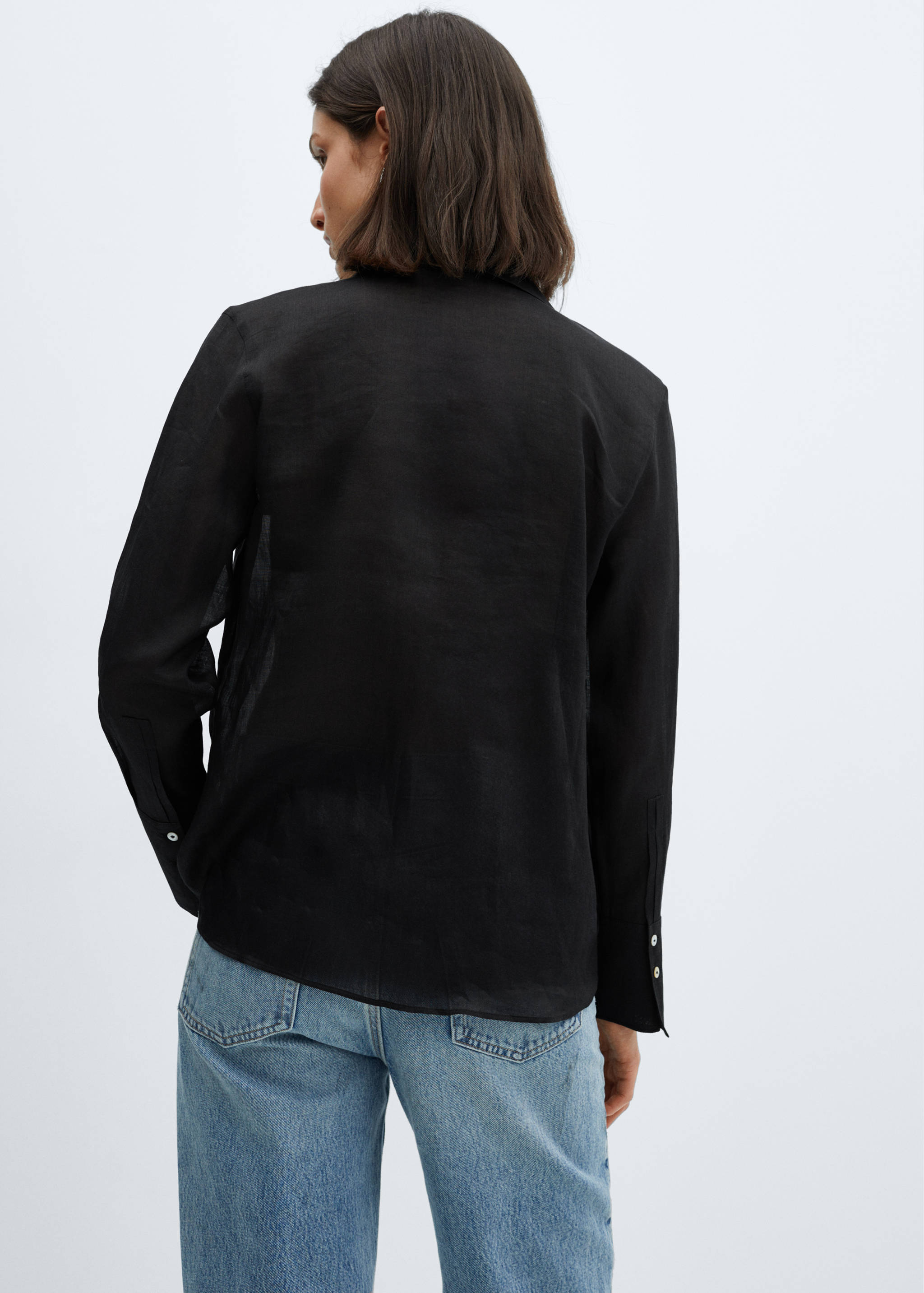 Рубашка из рами с потайными пуговицами - Обратная сторона изделия