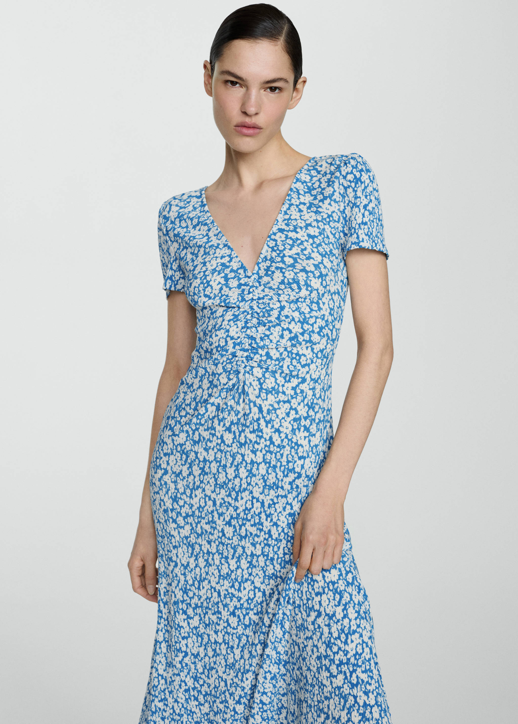 Vestido estampado floral - Plano medio