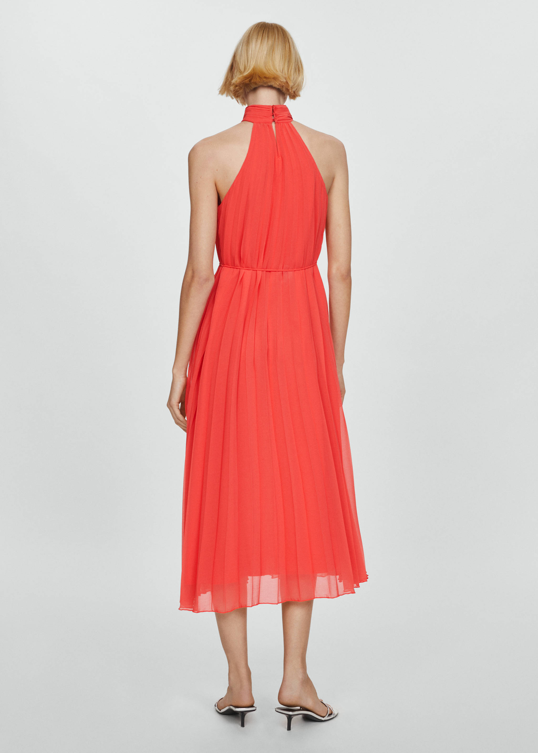 Pleated halter neck dress - Reverse of the article